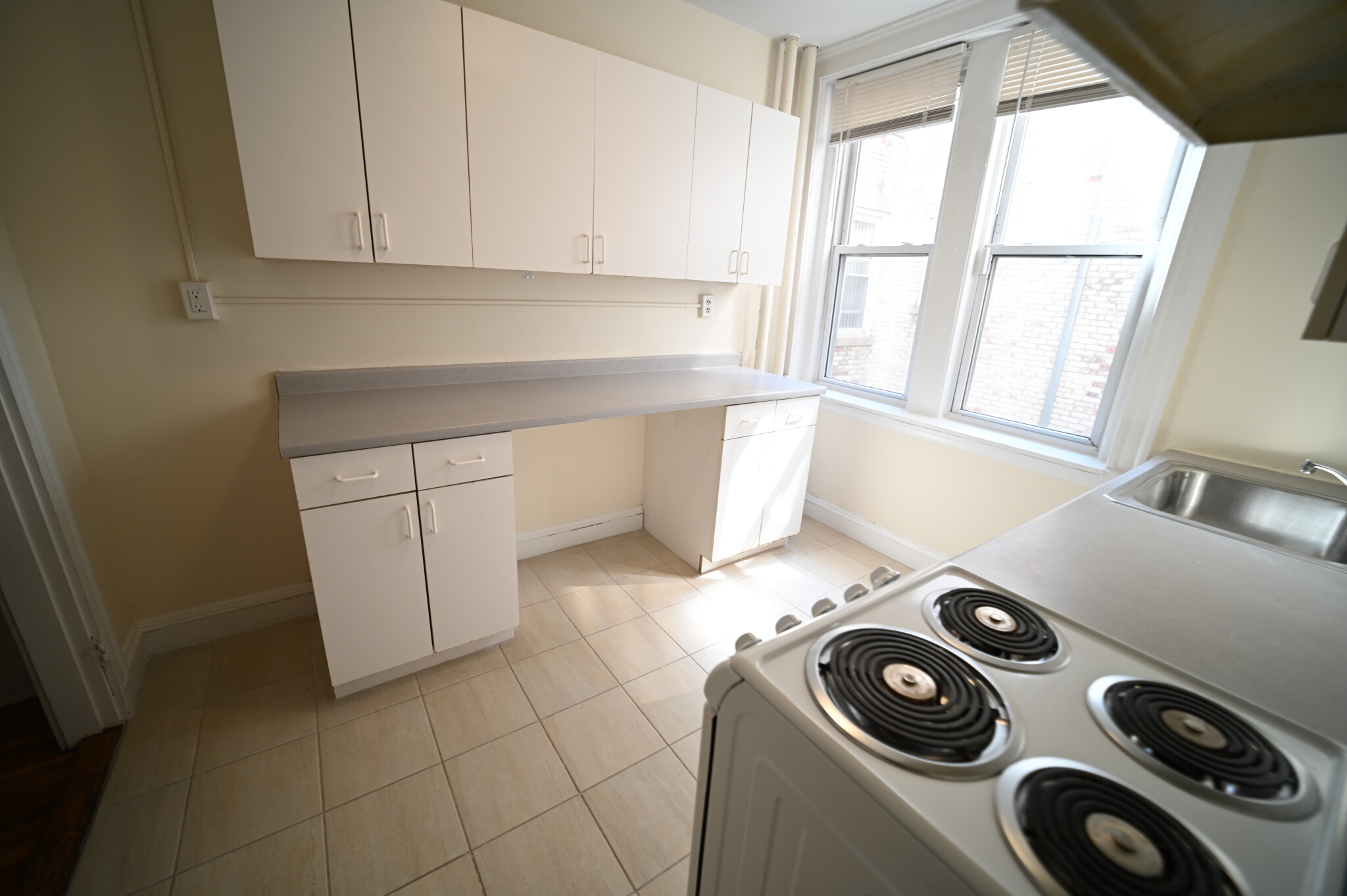 5 Barrows St, Allston