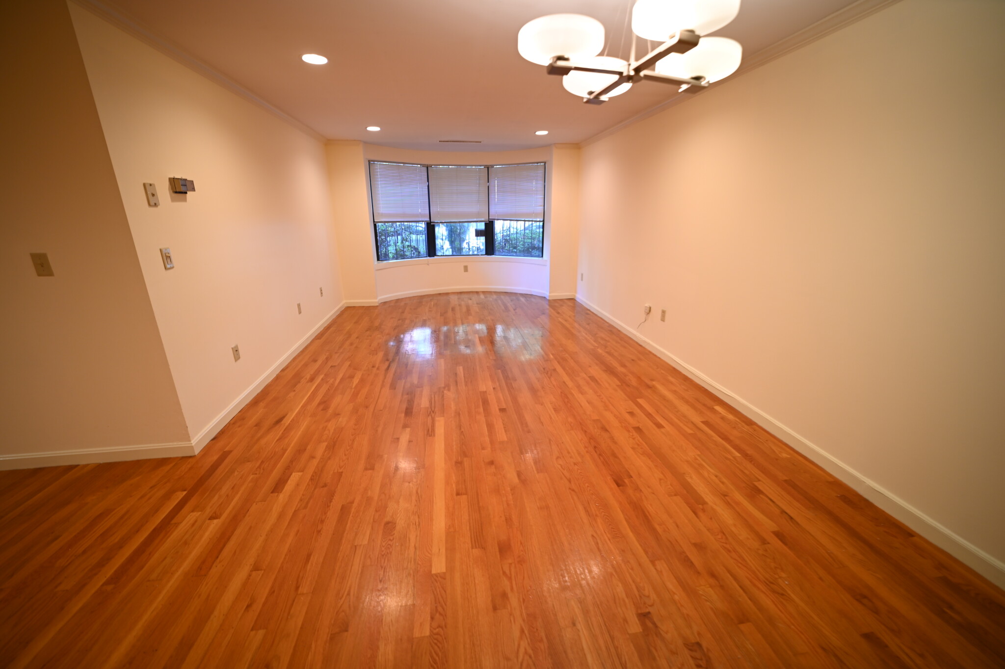 100 Jersey St, Fenway