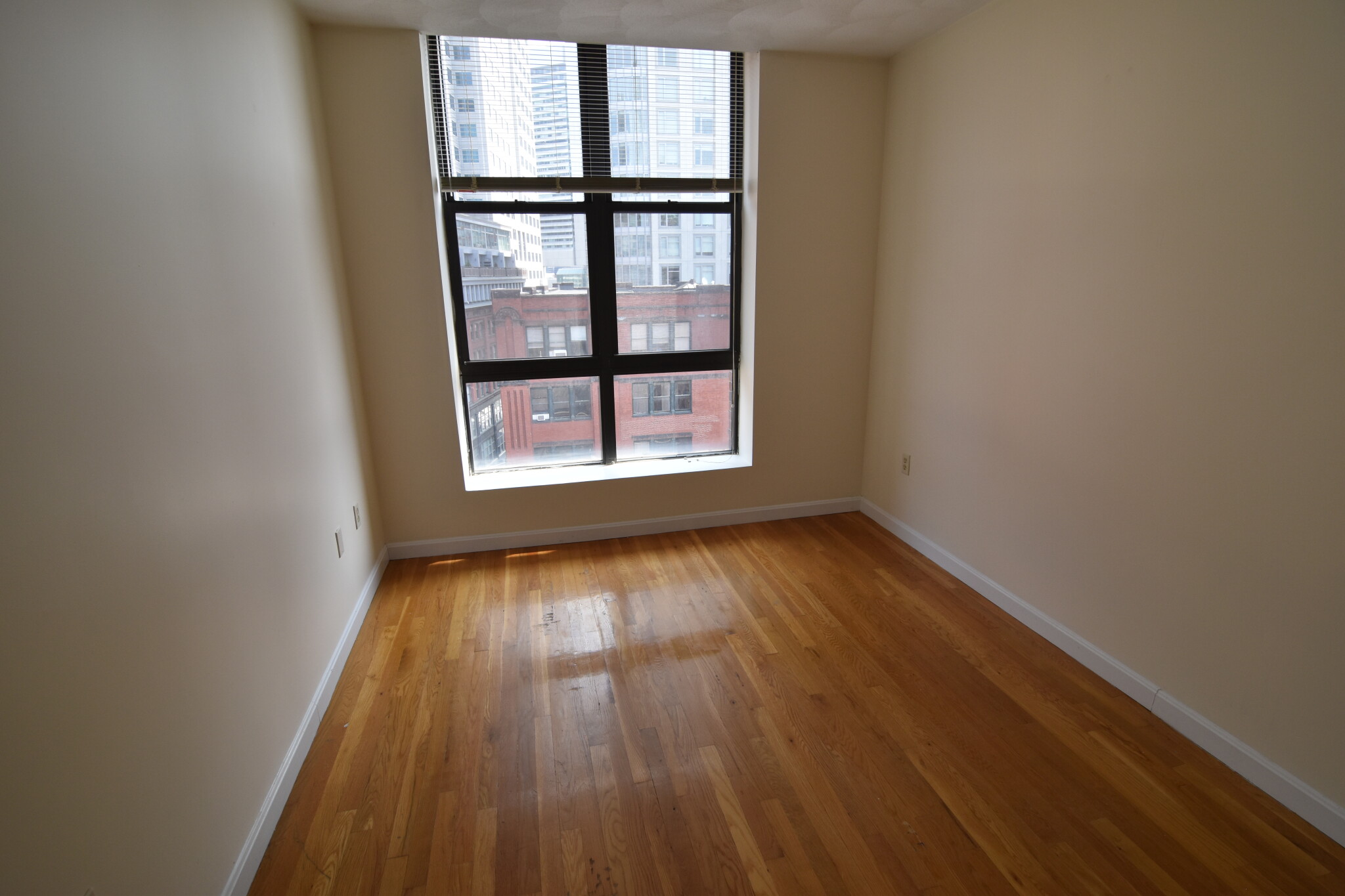 81 Essex St, Chinatown