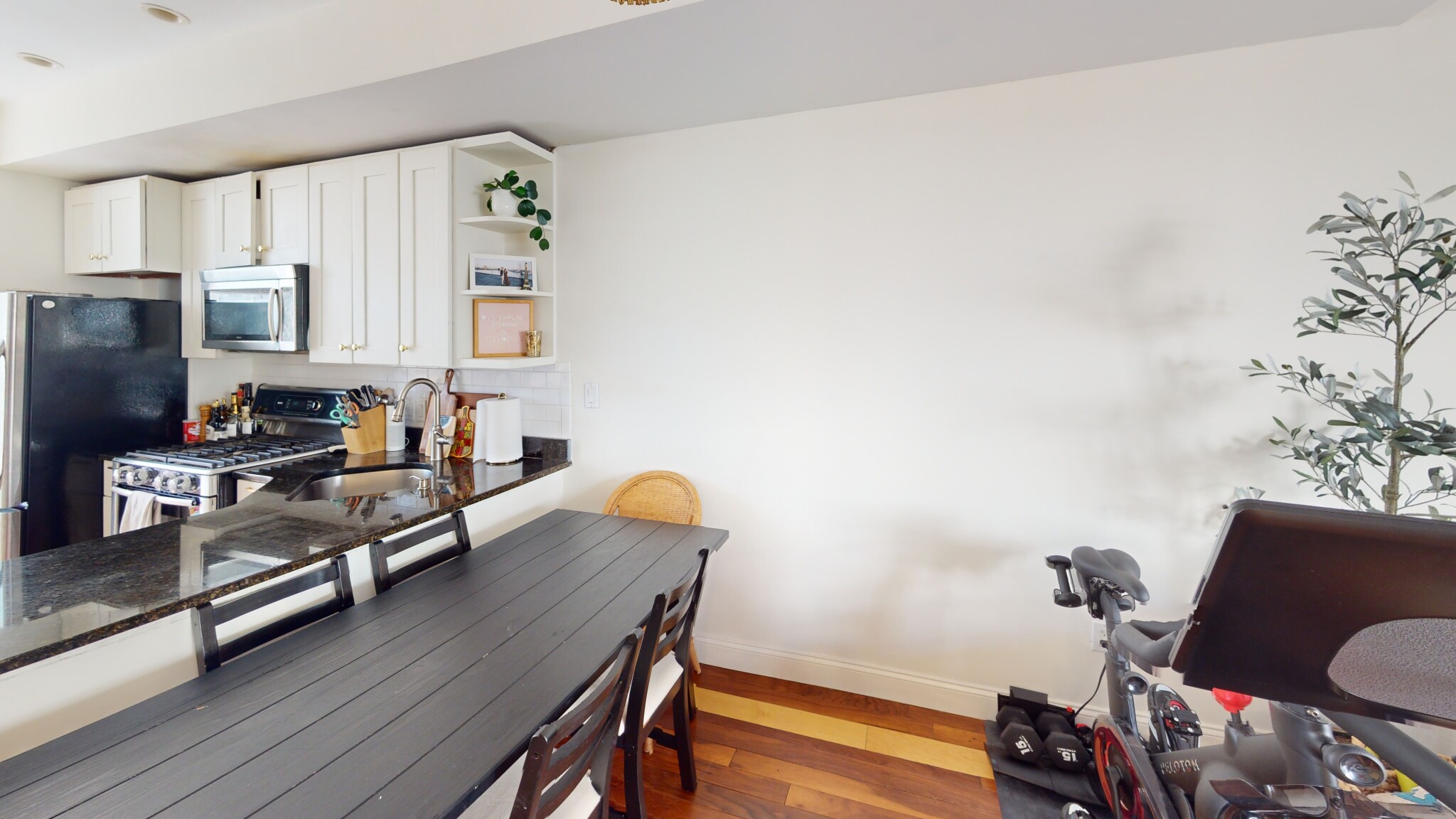 270 Bowen St, South Boston