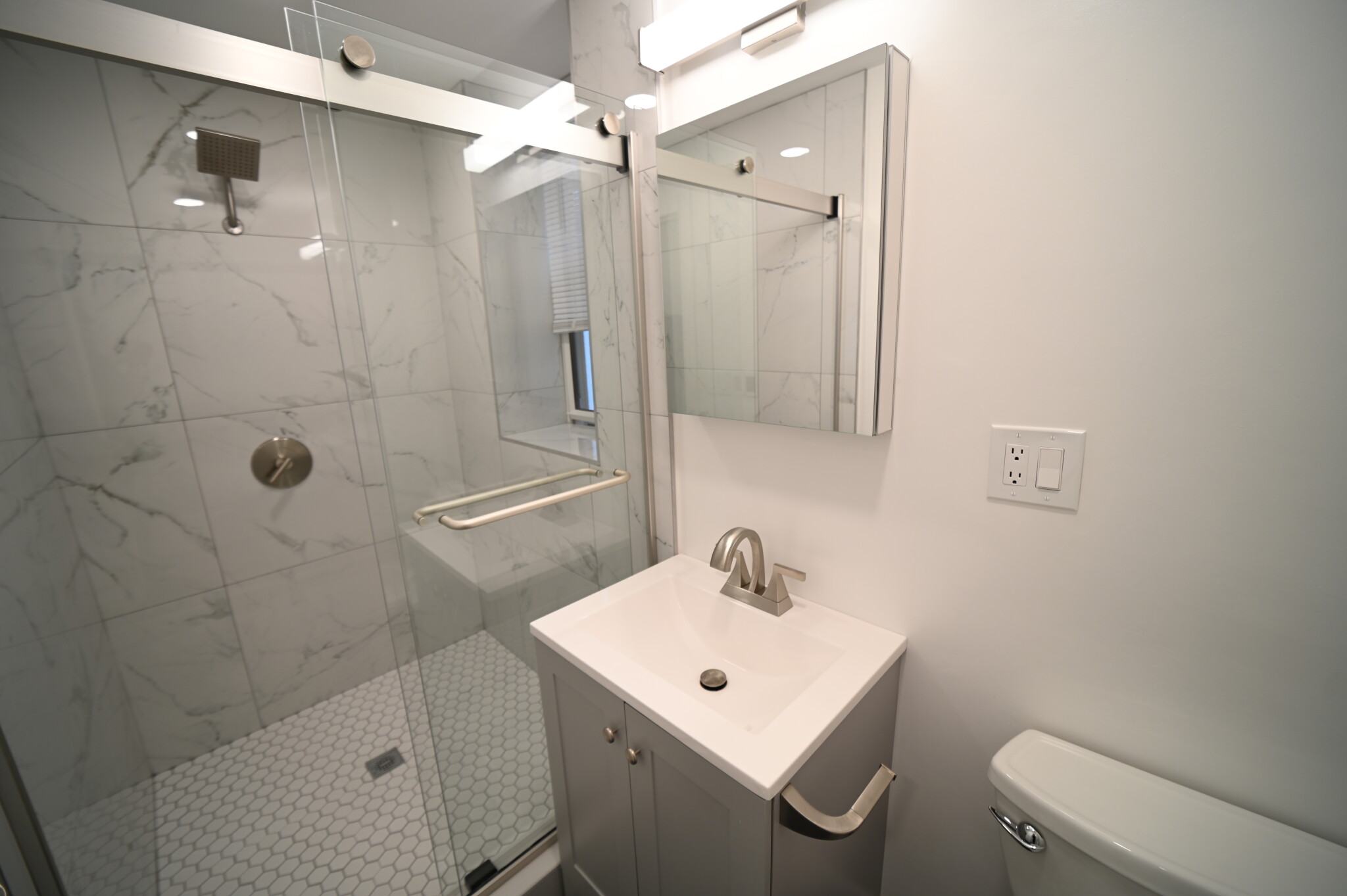 104 Queensberry St, Fenway