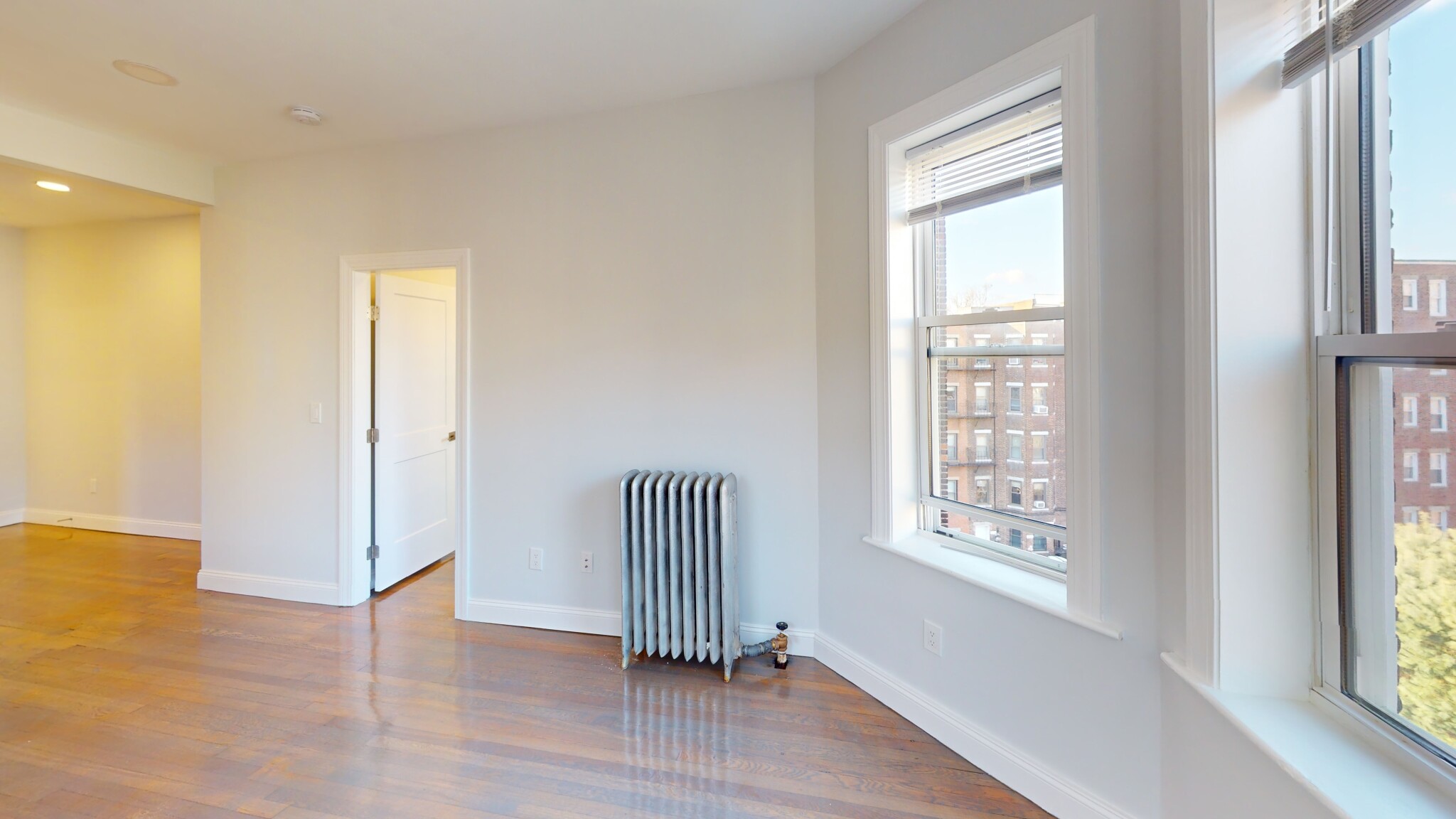 111 Queensberry St, Fenway