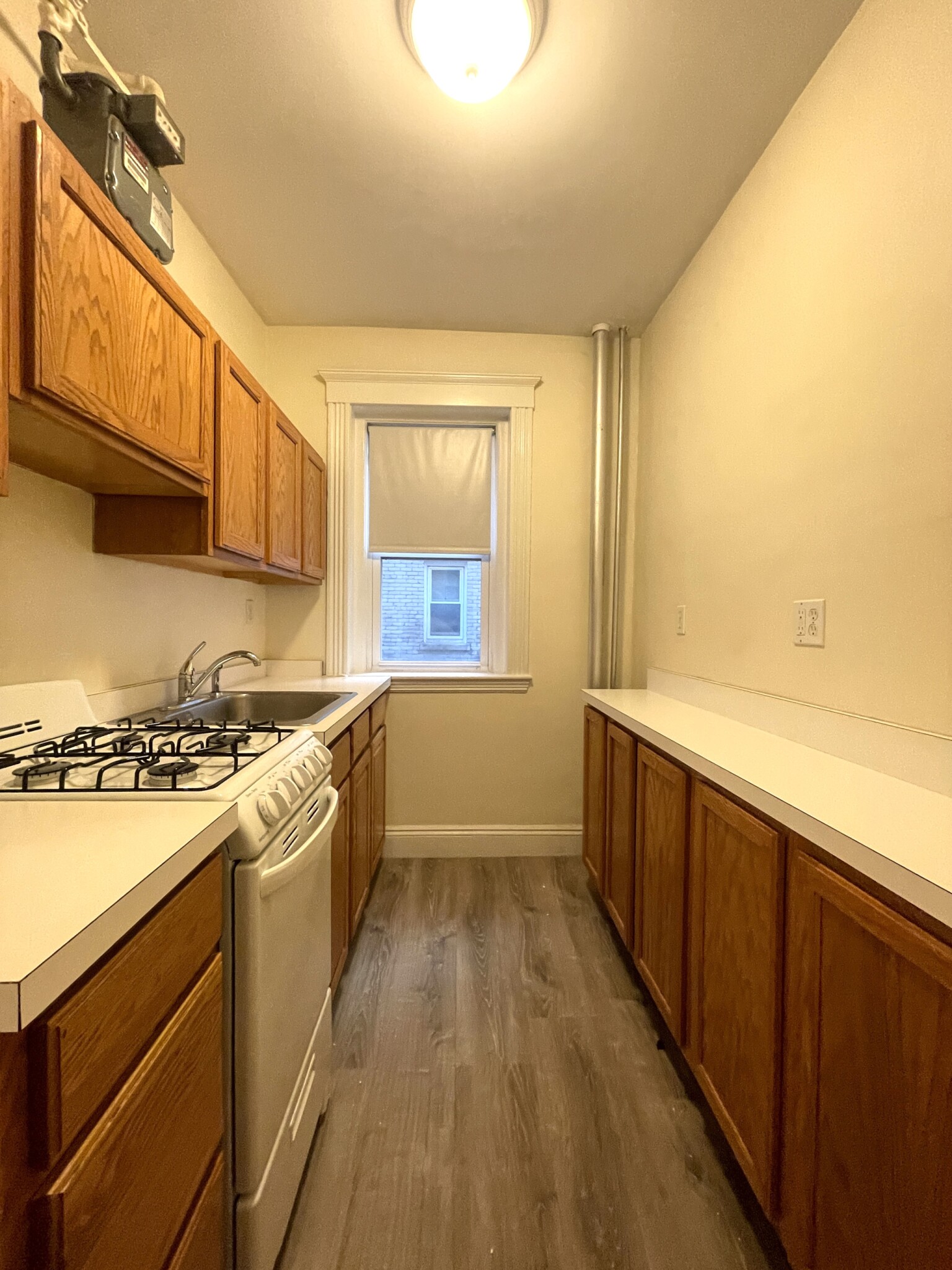 1940 Commonwealth Ave, Brighton