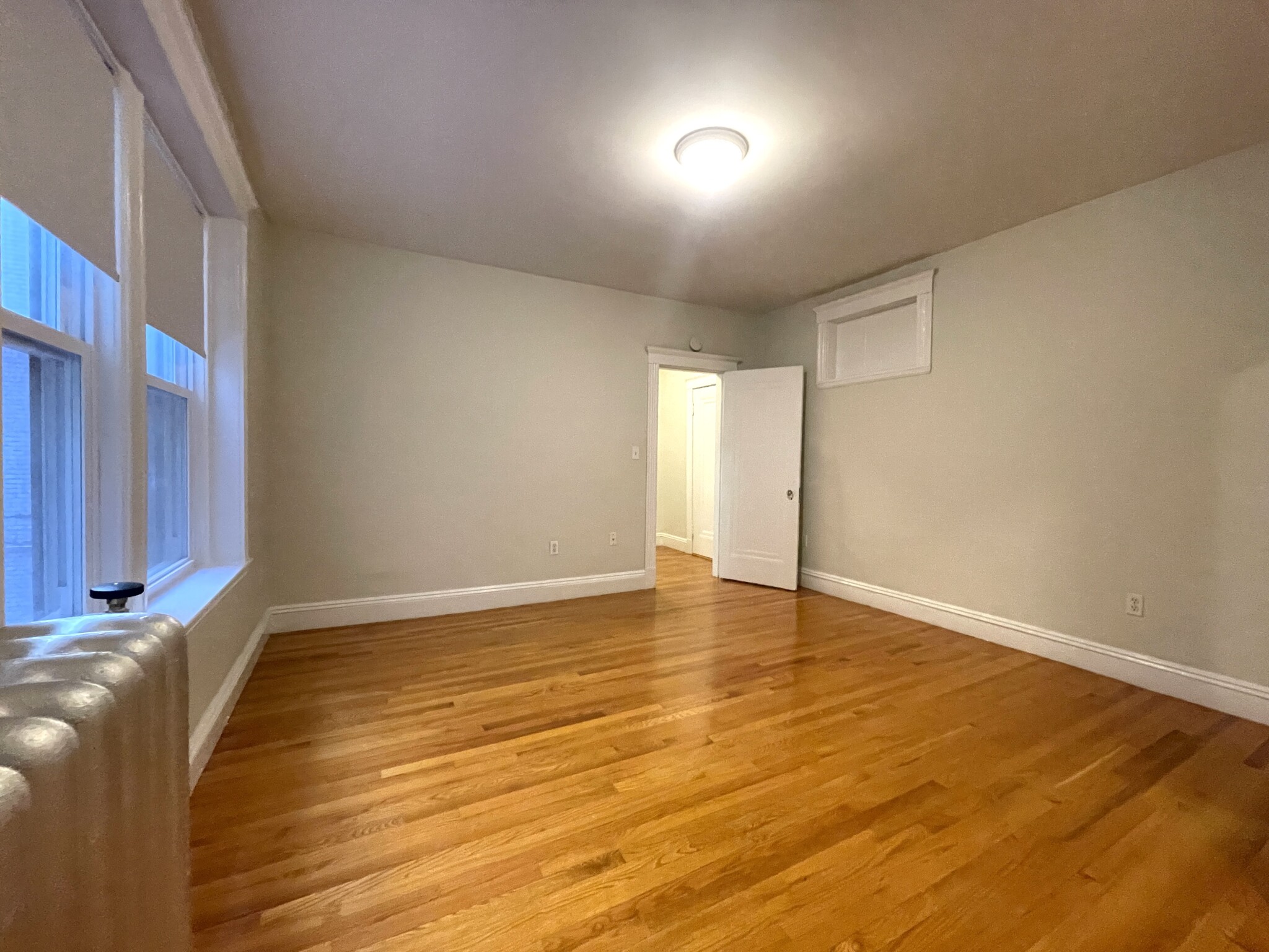 1940 Commonwealth Ave, Brighton