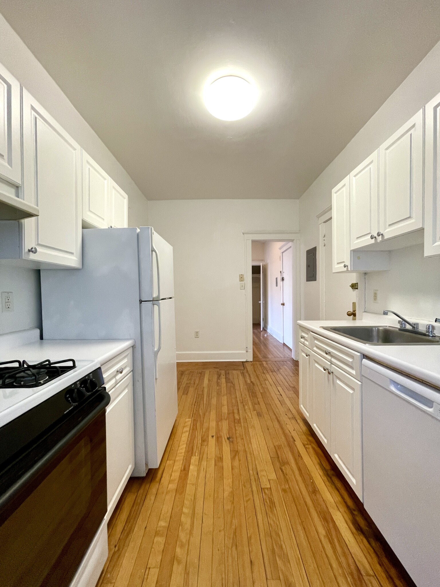 113 Kilsyth Rd, Brighton