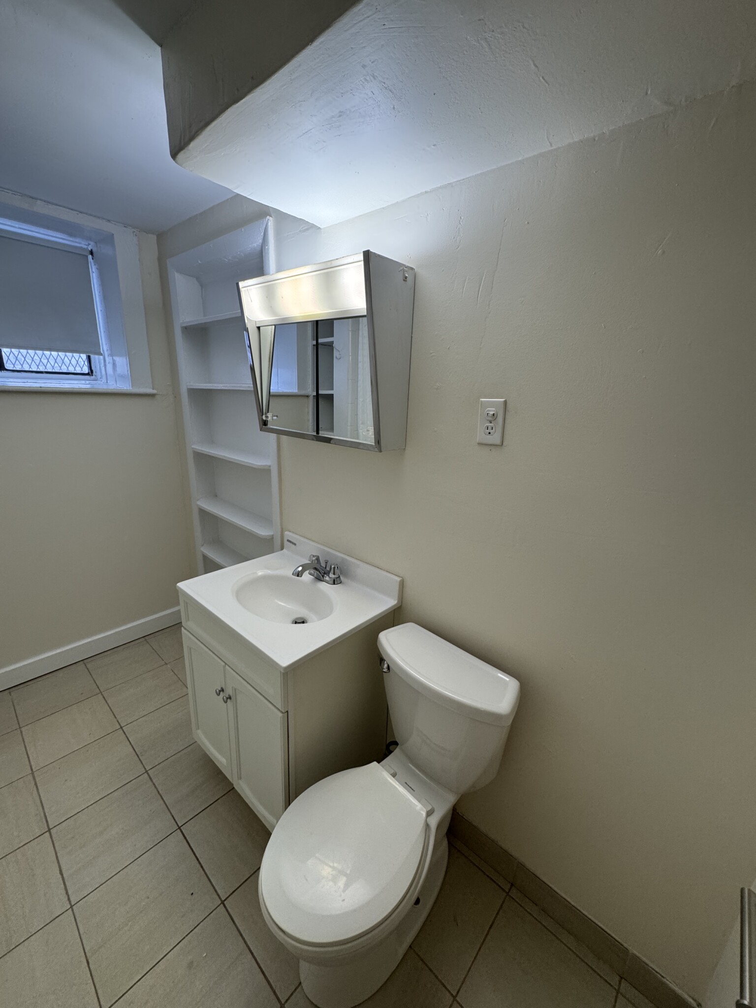 25 Brighton Ave, Allston