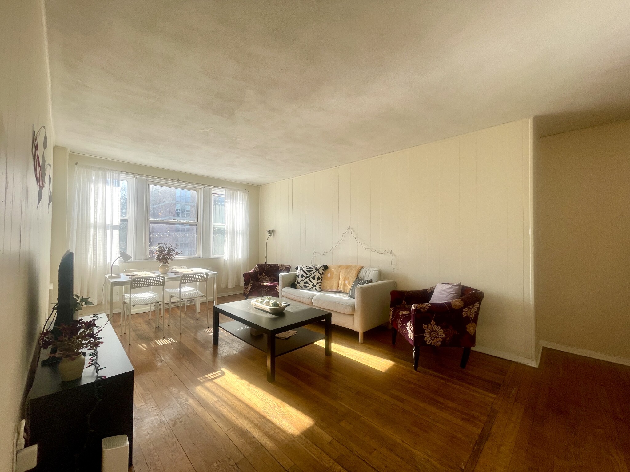 1999 Commonwealth Ave, Brighton