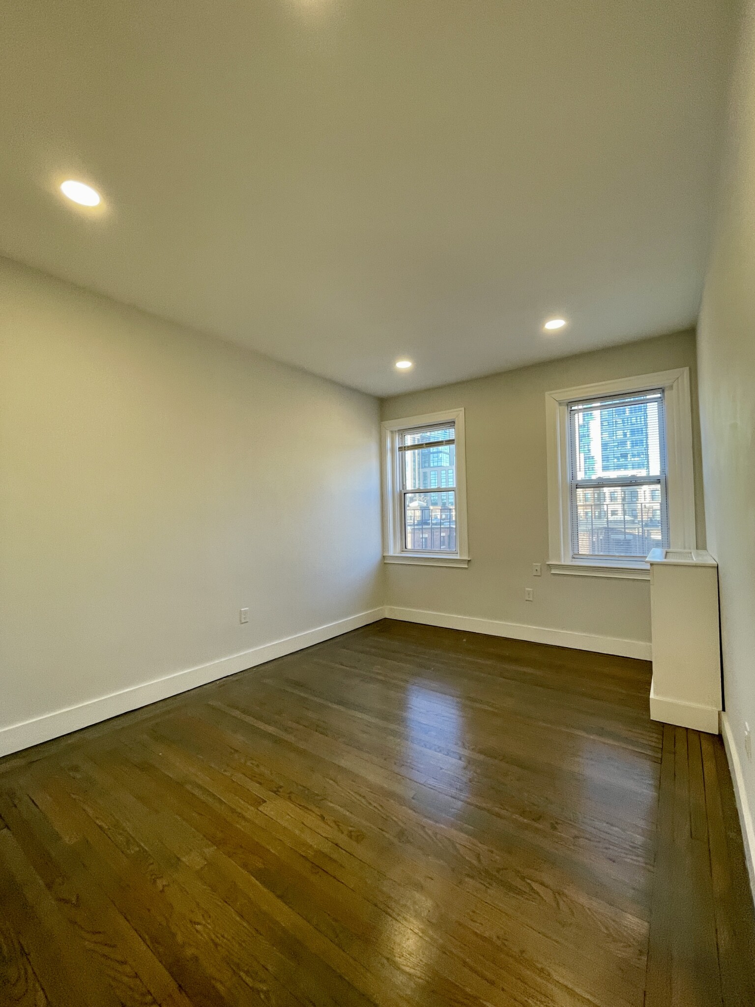 15 Queensberry St, Fenway