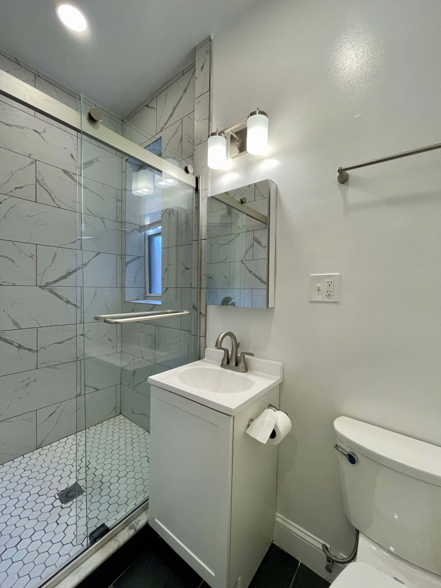 15 Queensberry St, Fenway