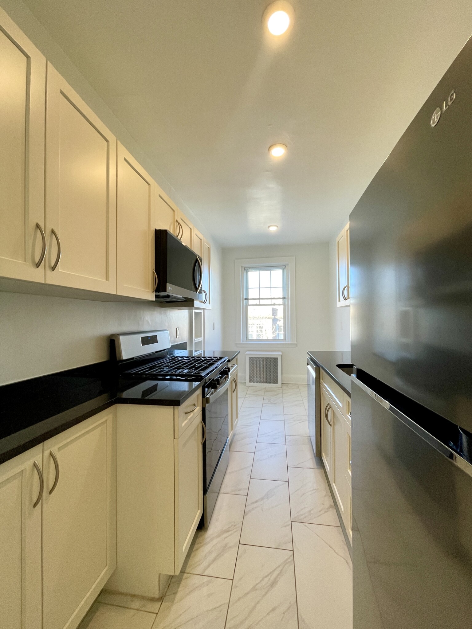 100 Kilsyth Rd, Brighton