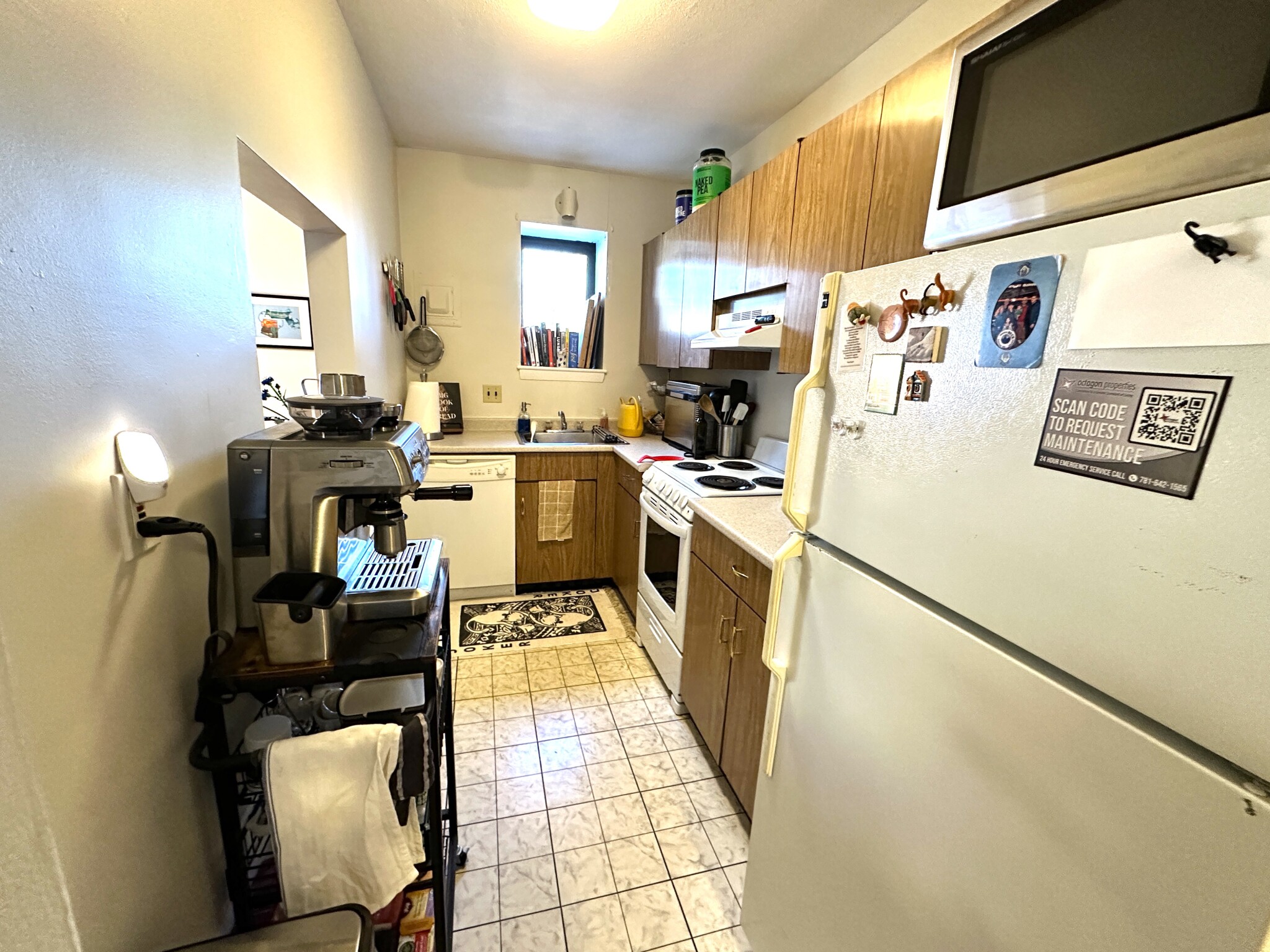 85 Sutherland, Brighton