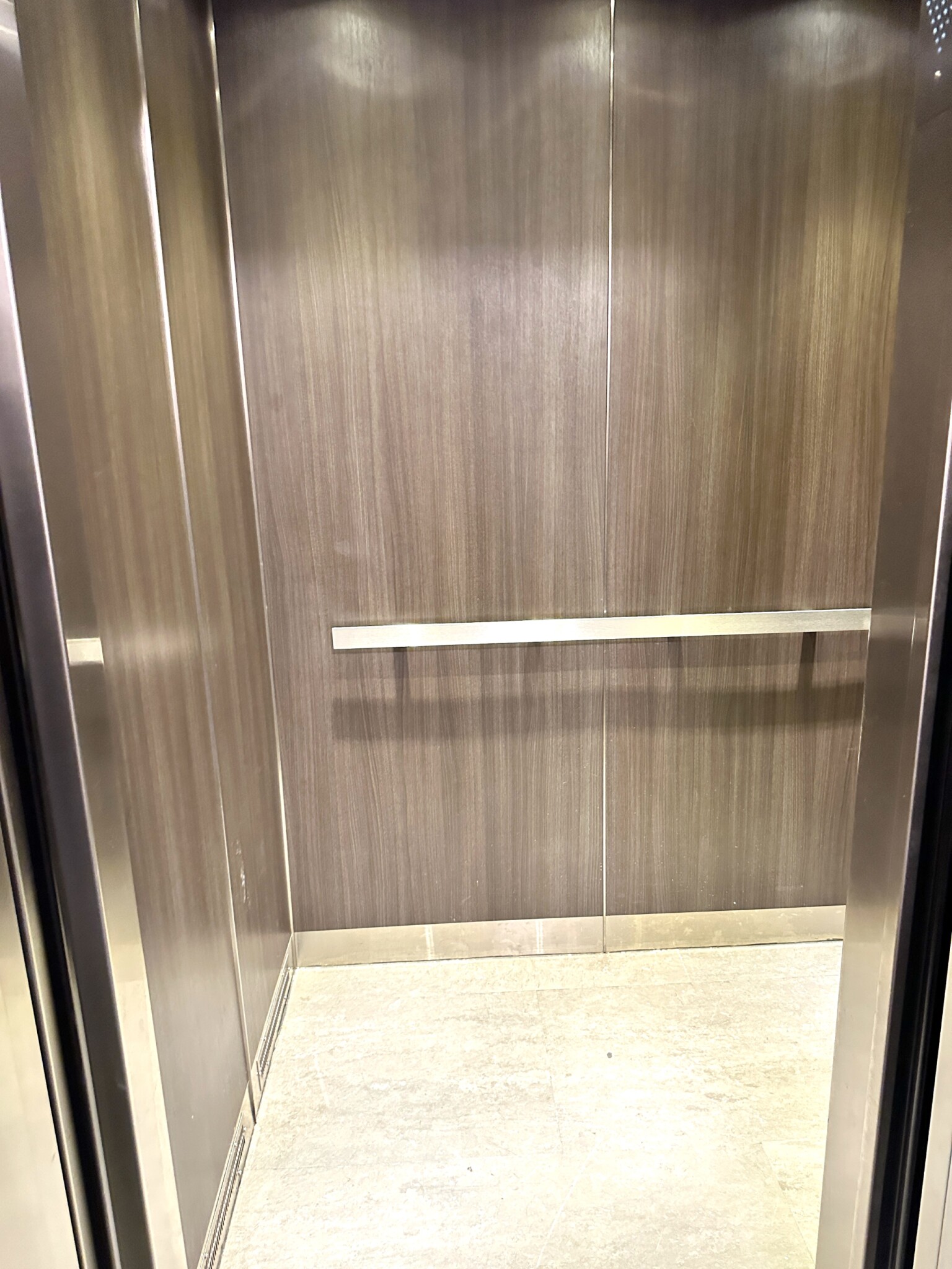 85 Sutherland, Brighton