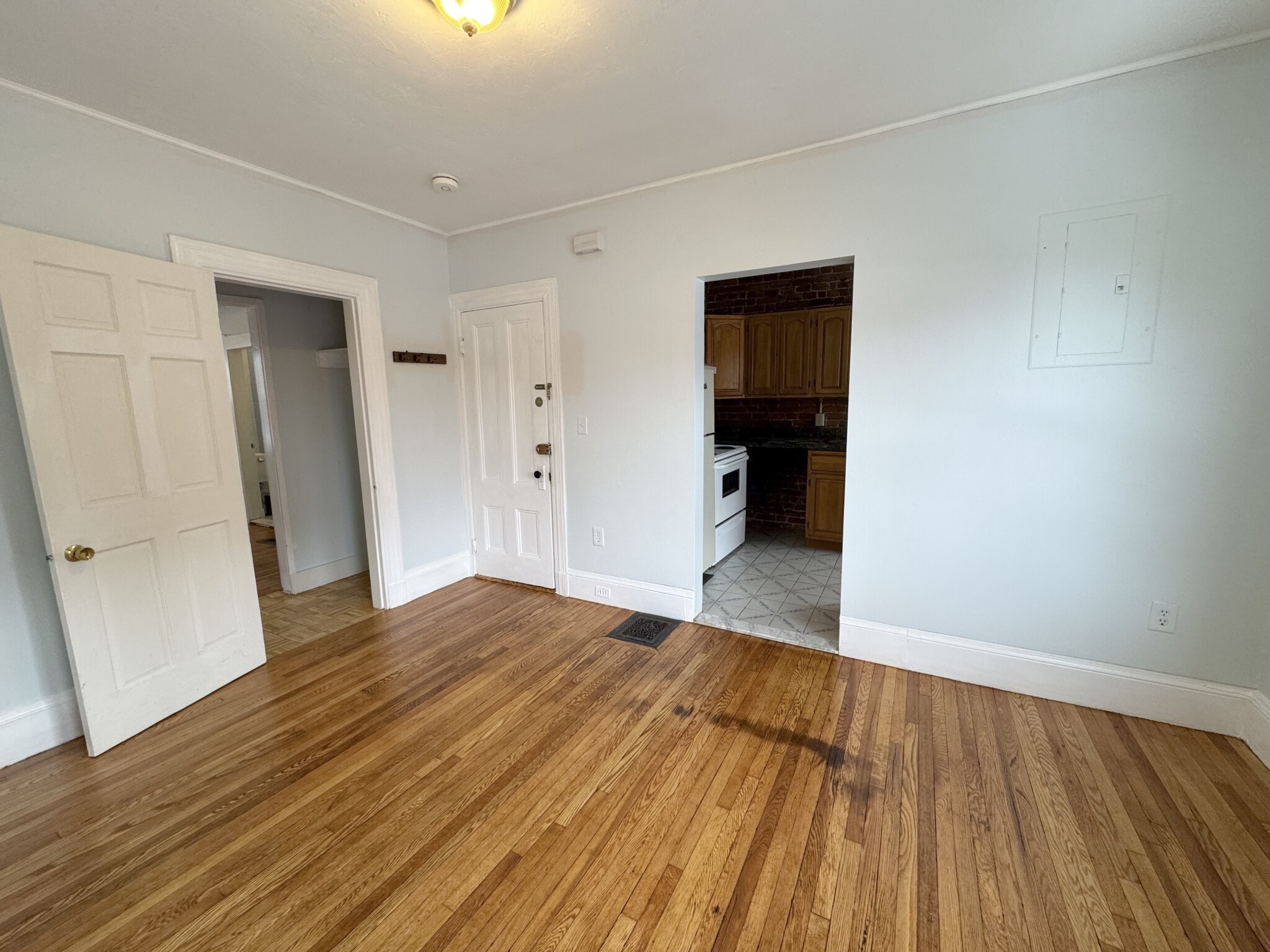 30 Academy Hill Rd, Brighton