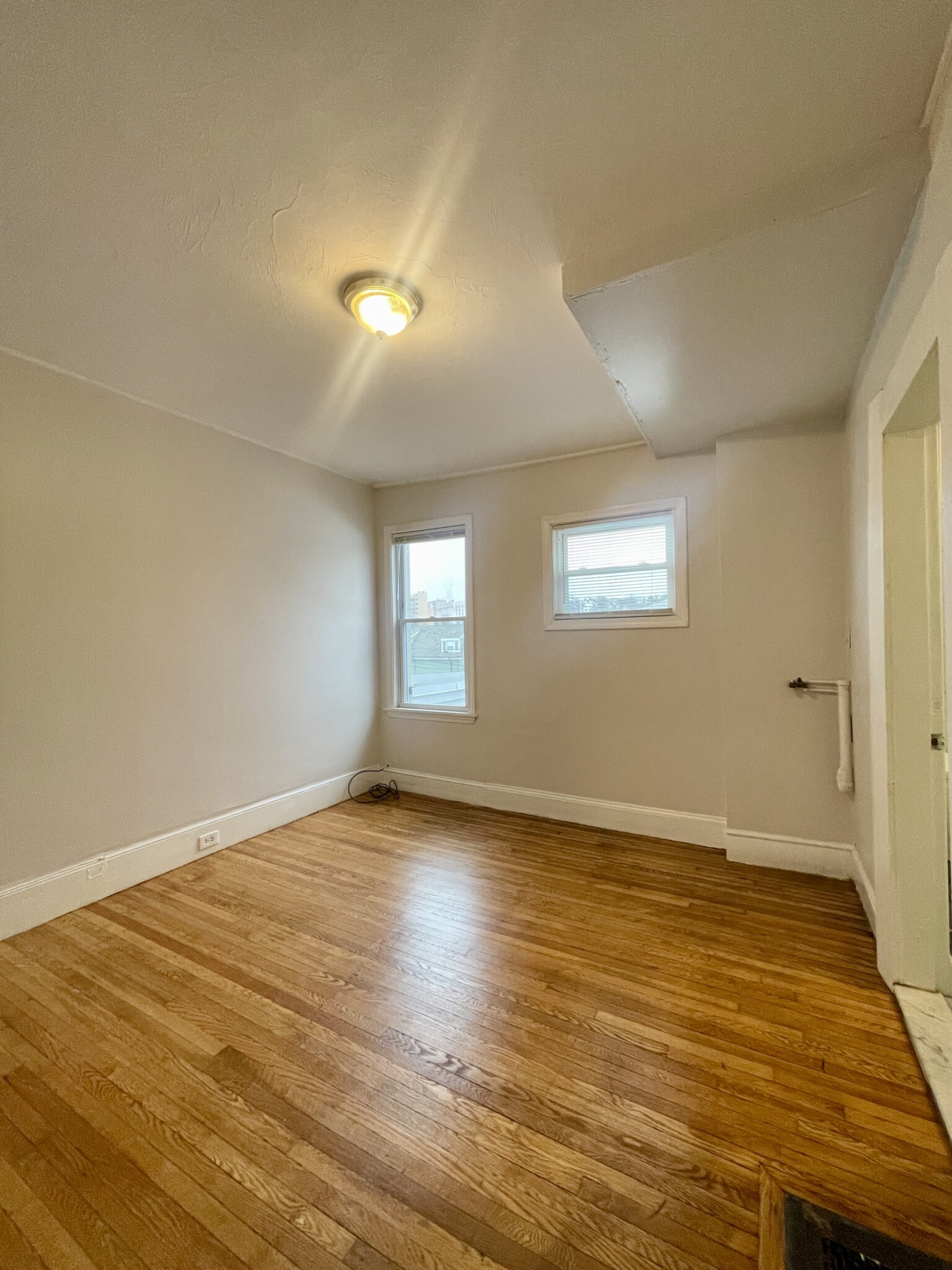 30 Academy Hill Rd, Brighton