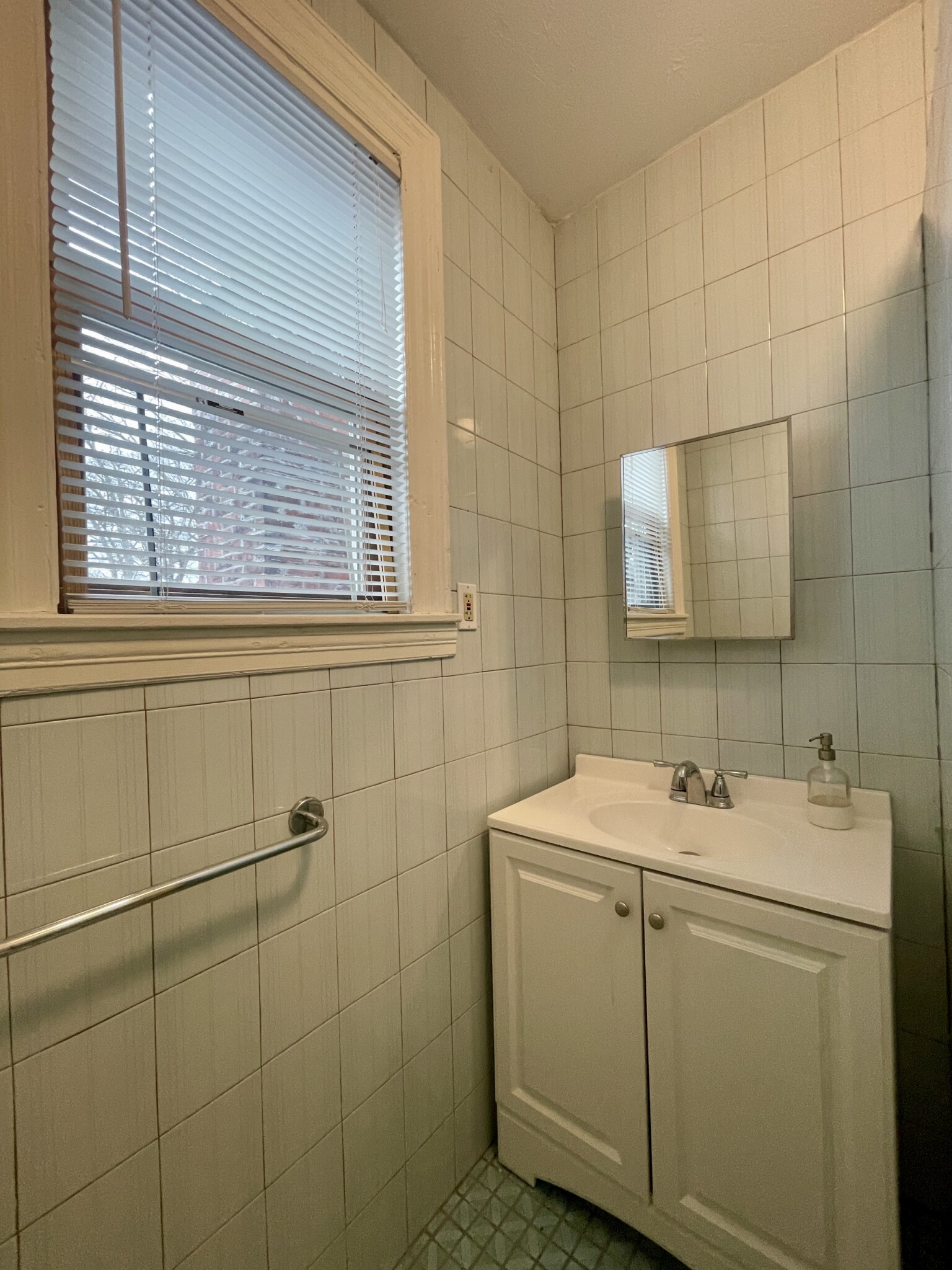 30 Academy Hill Rd, Brighton