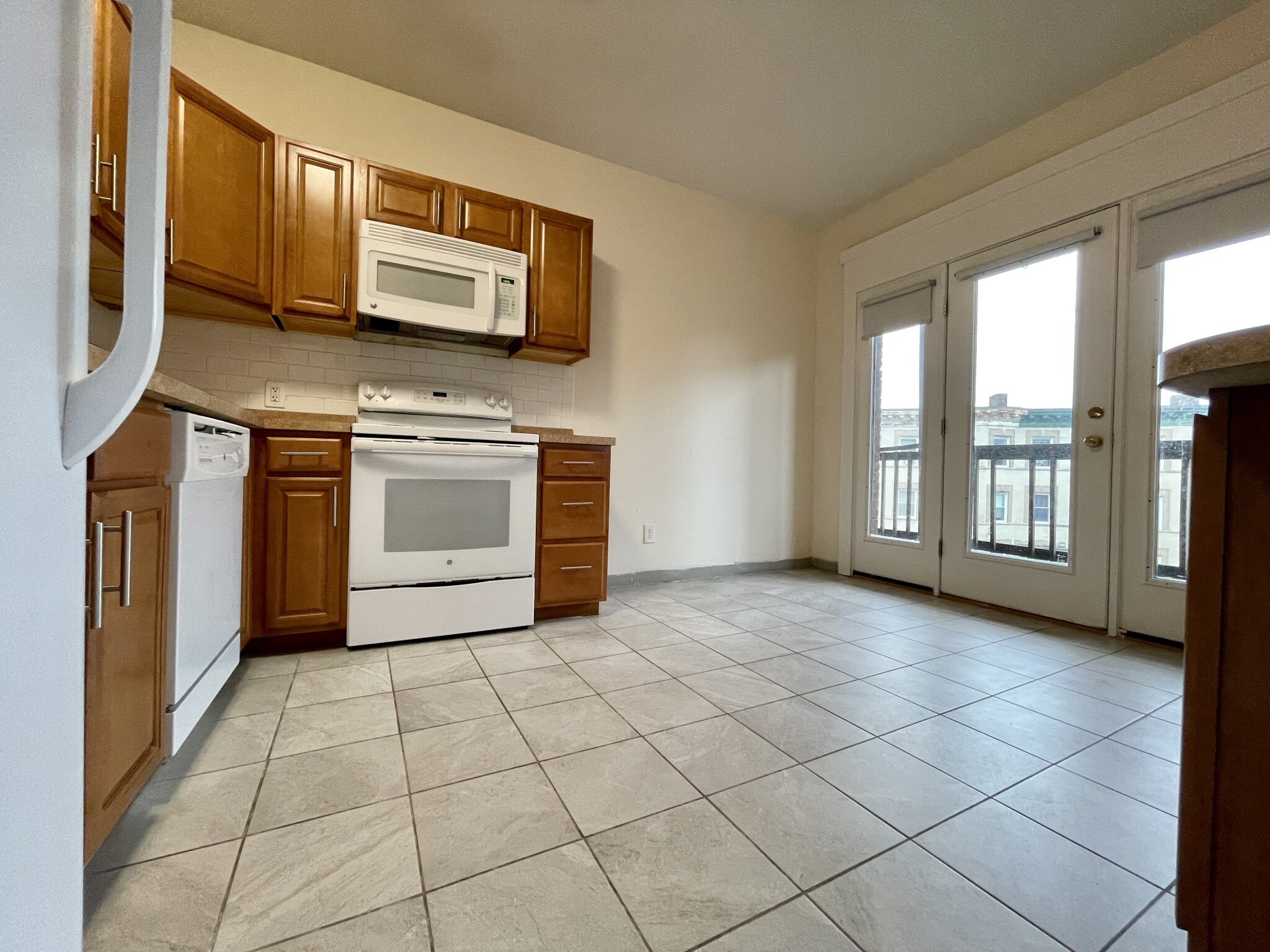 1133 Commonwealth Ave, Allston