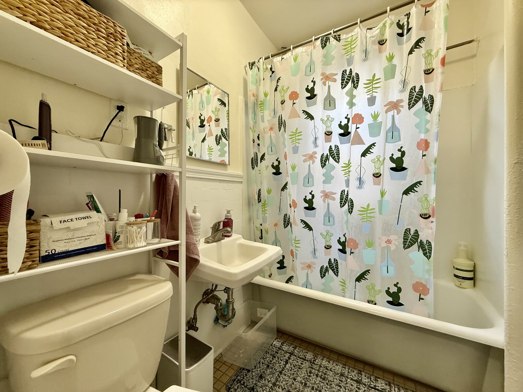 1950 Commonwealth Ave, Brighton