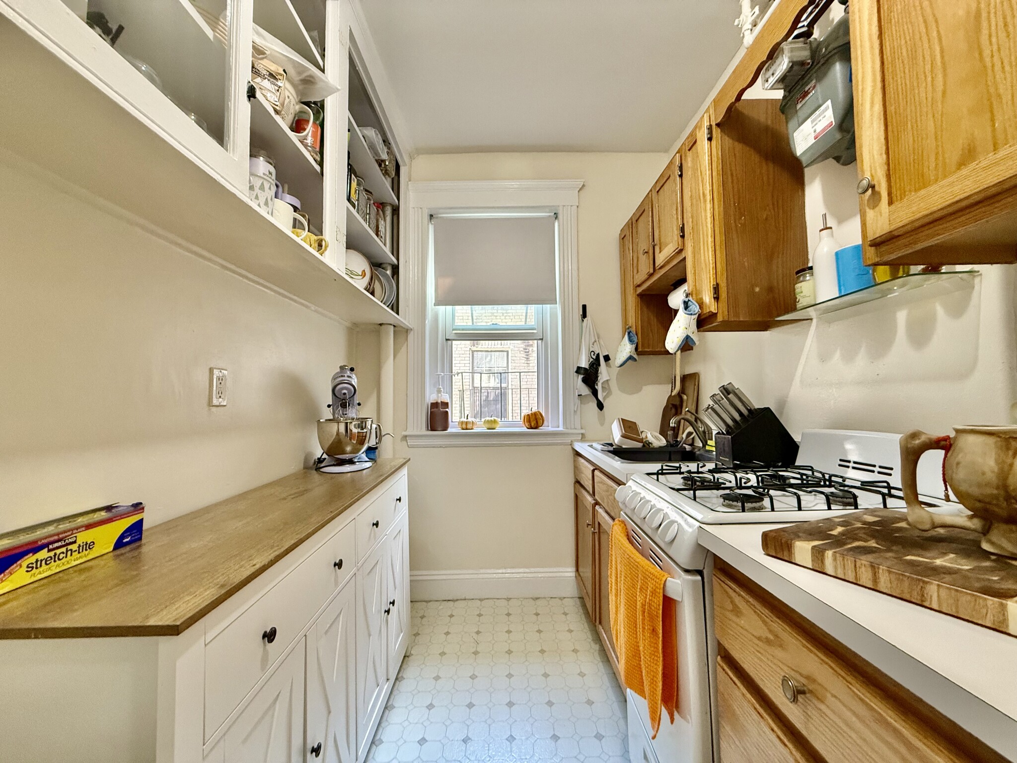 1950 Commonwealth Ave, Brighton