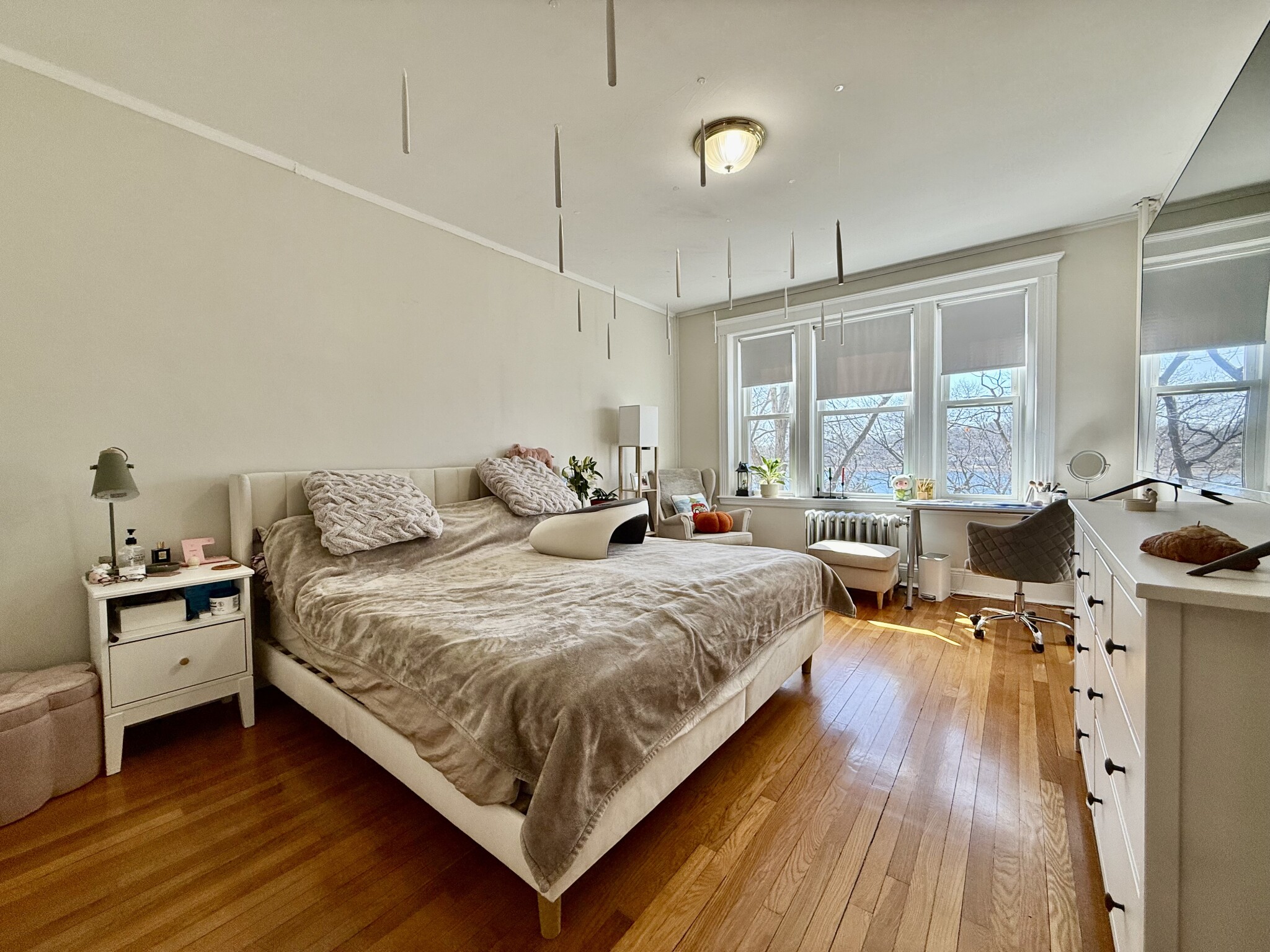 1950 Commonwealth Ave, Brighton