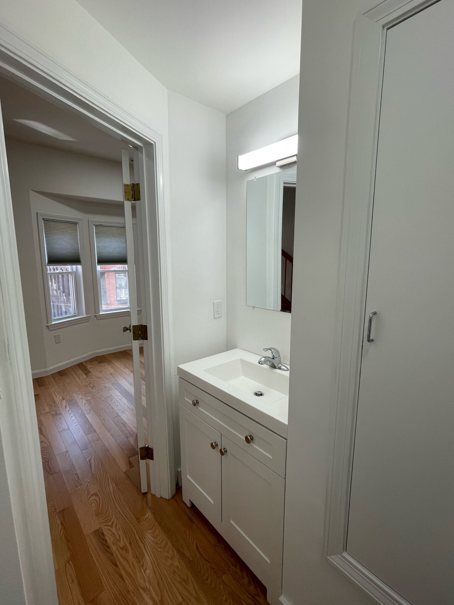 5 Davis Ave, Brookline Village