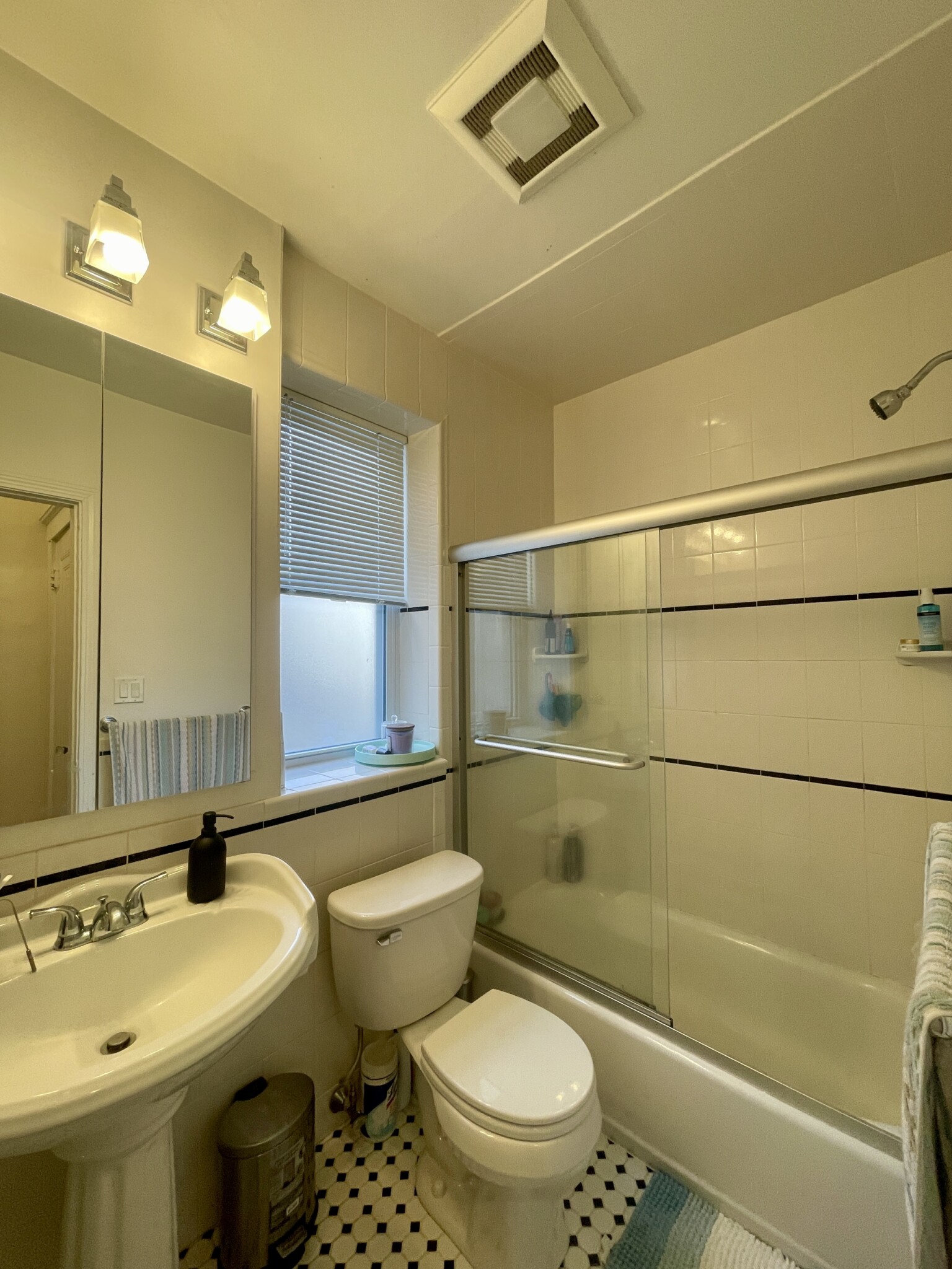 1750 Commonwealth Ave, Brighton