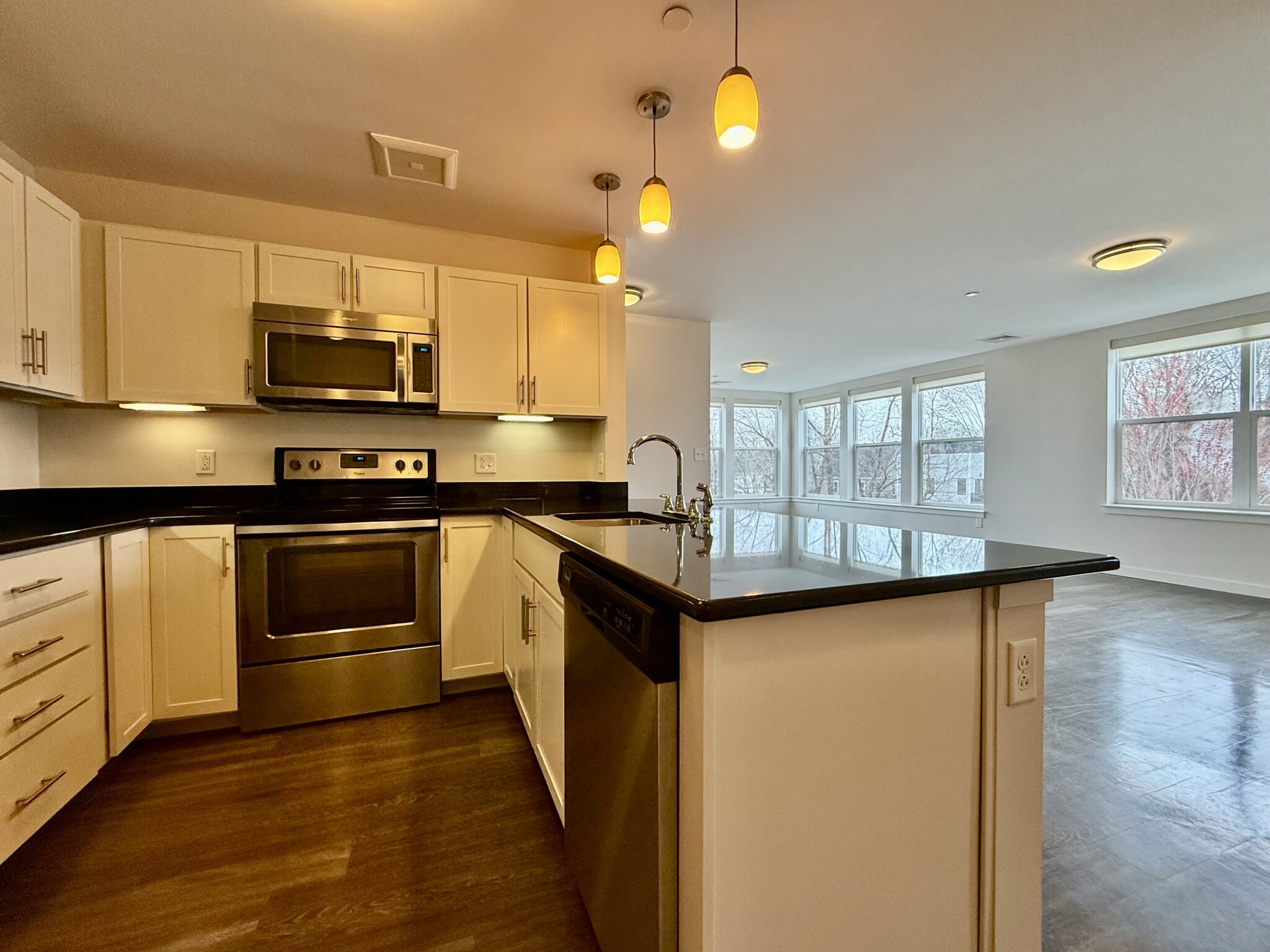 1 Whittemore Ave, North Cambridge