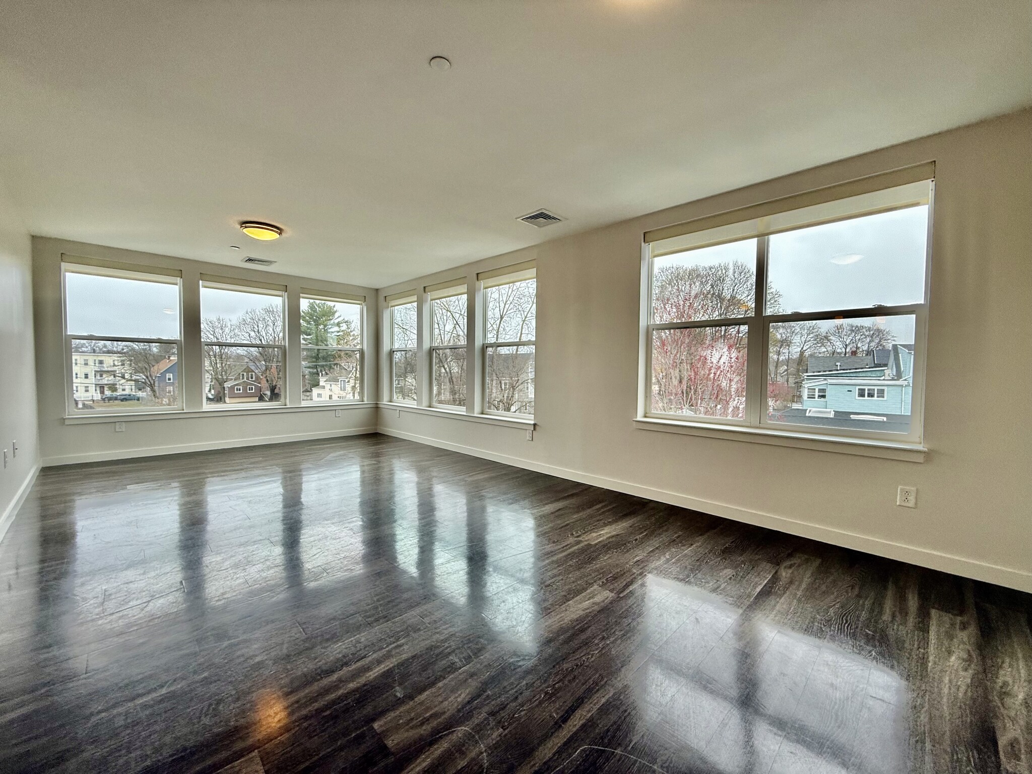 1 Whittemore Ave, North Cambridge