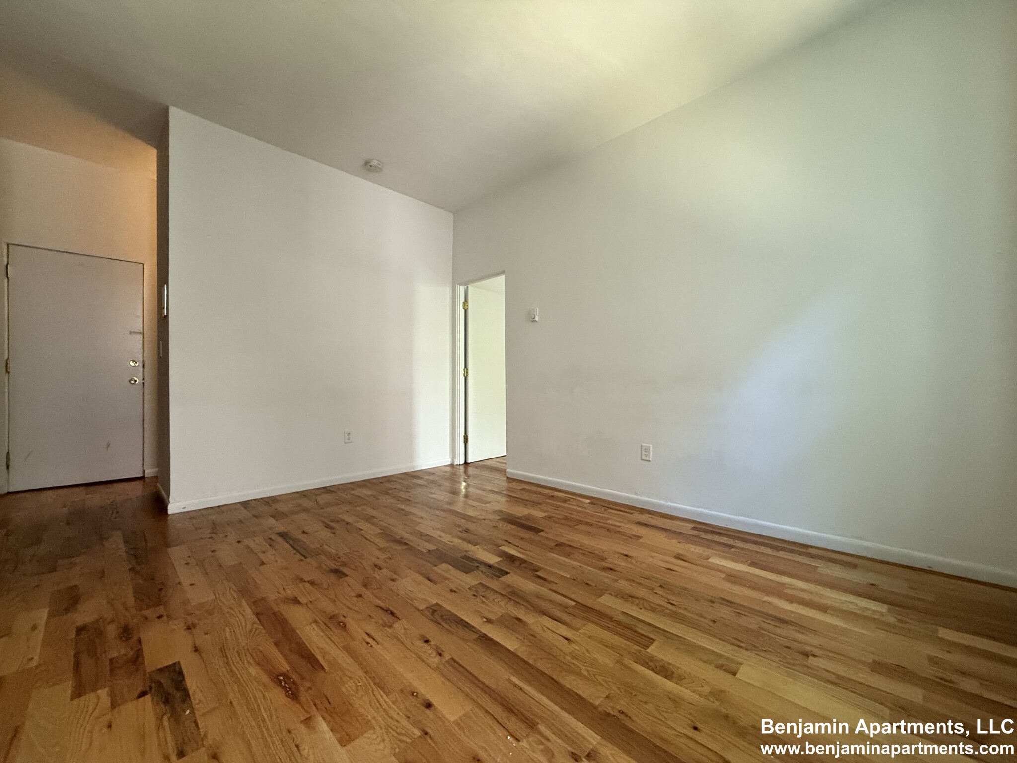 23 Cortes St, Back Bay