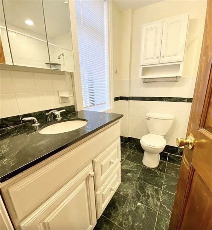 2 Otis Pl, Beacon Hill