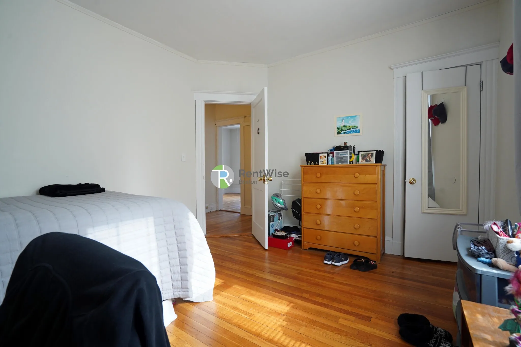 39 Clinton St, Mid-Cambridge