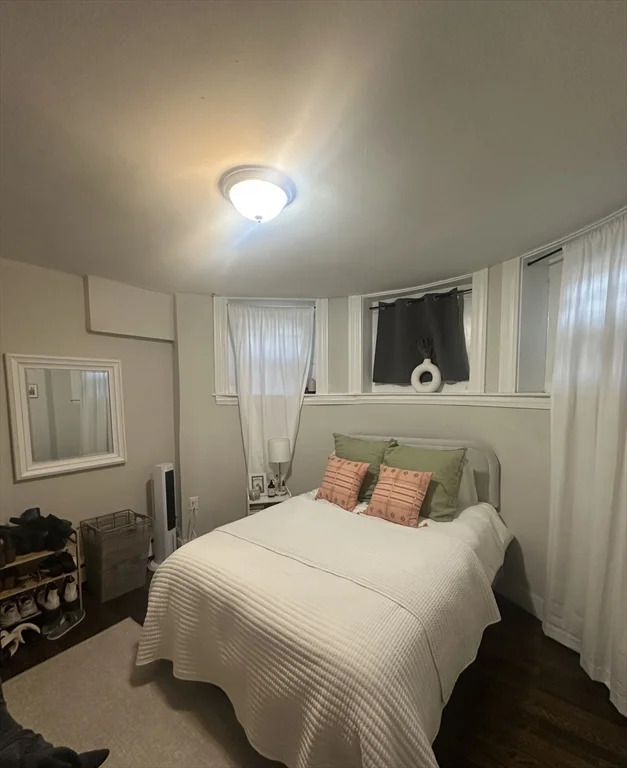 847 Beacon St, Fenway