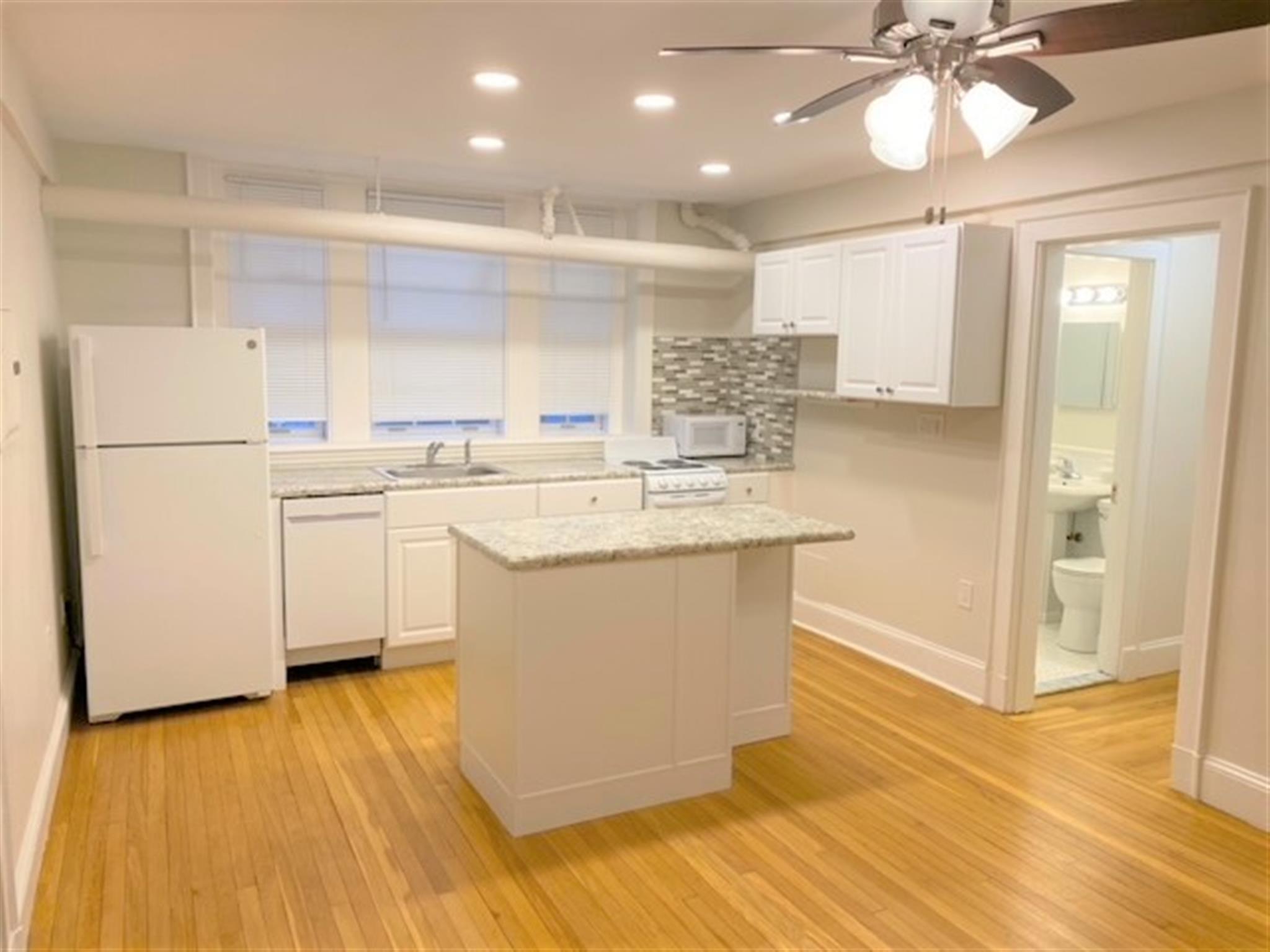 1 bed, 1 bath apartment for rent at 353 Harvard St Unit G2, Harvard Square