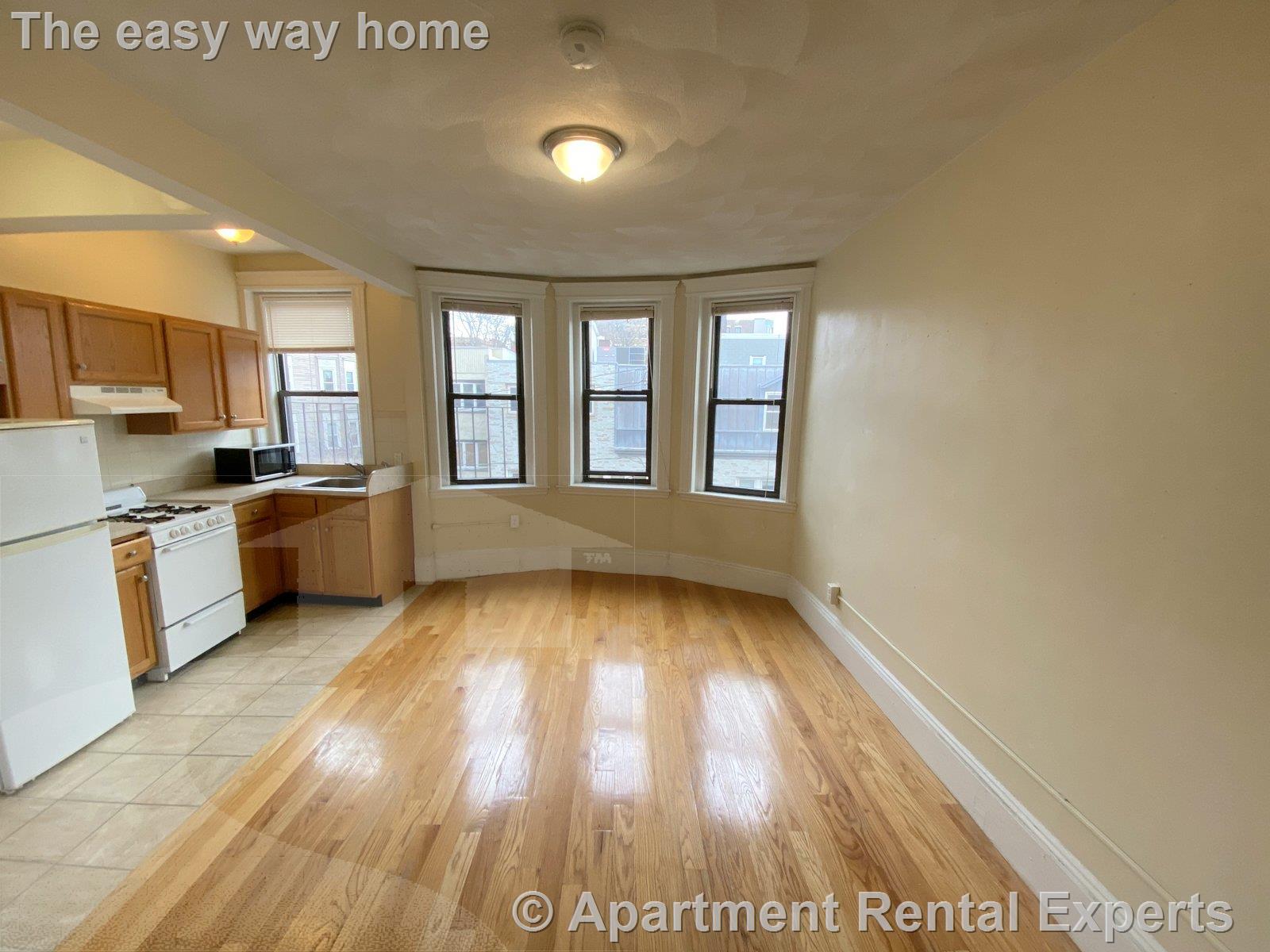 77 Hancock St, Central Square