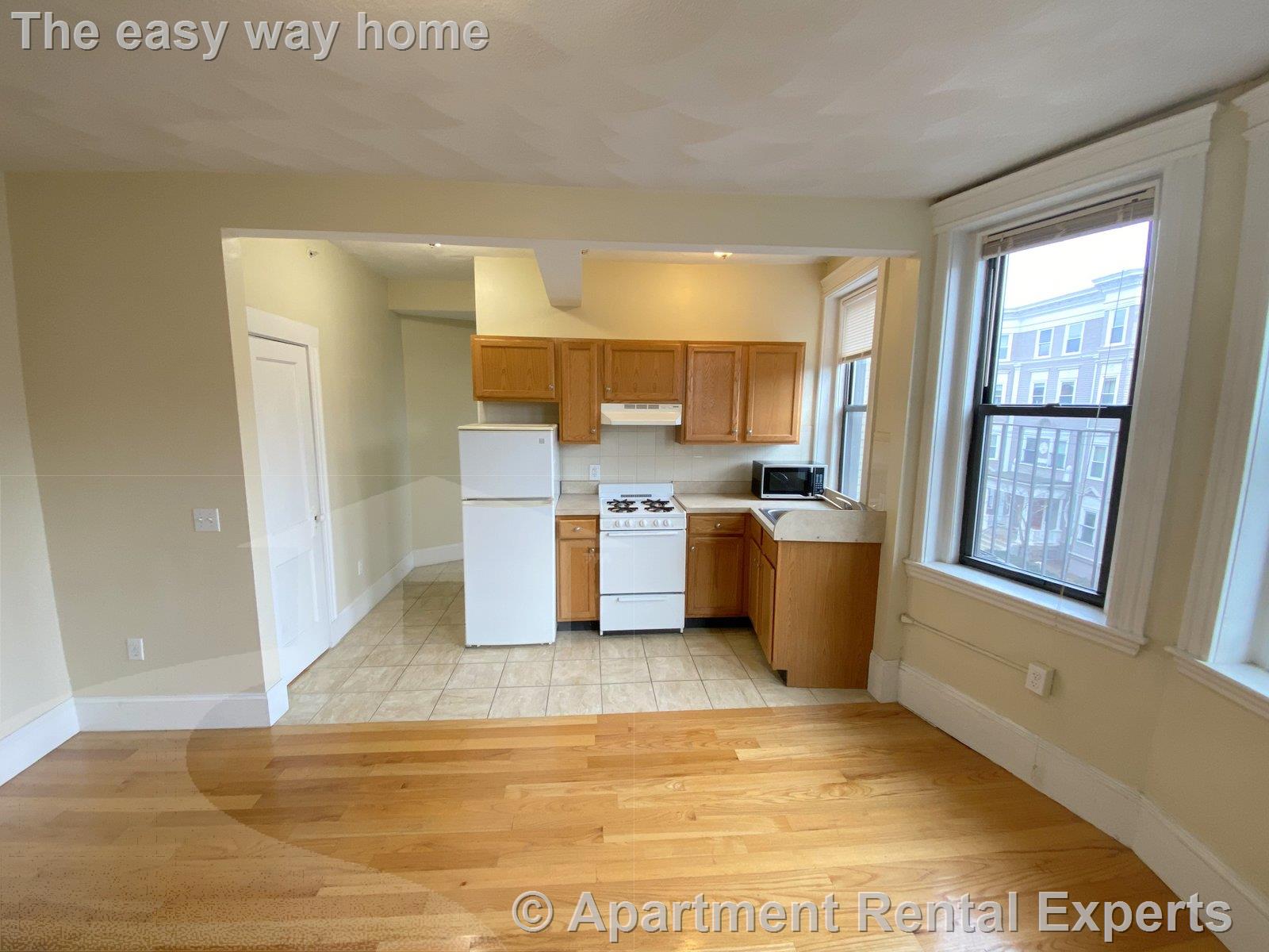 77 Hancock St, Central Square