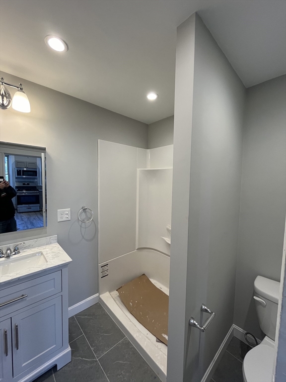 108 Bristol Rd, Medford