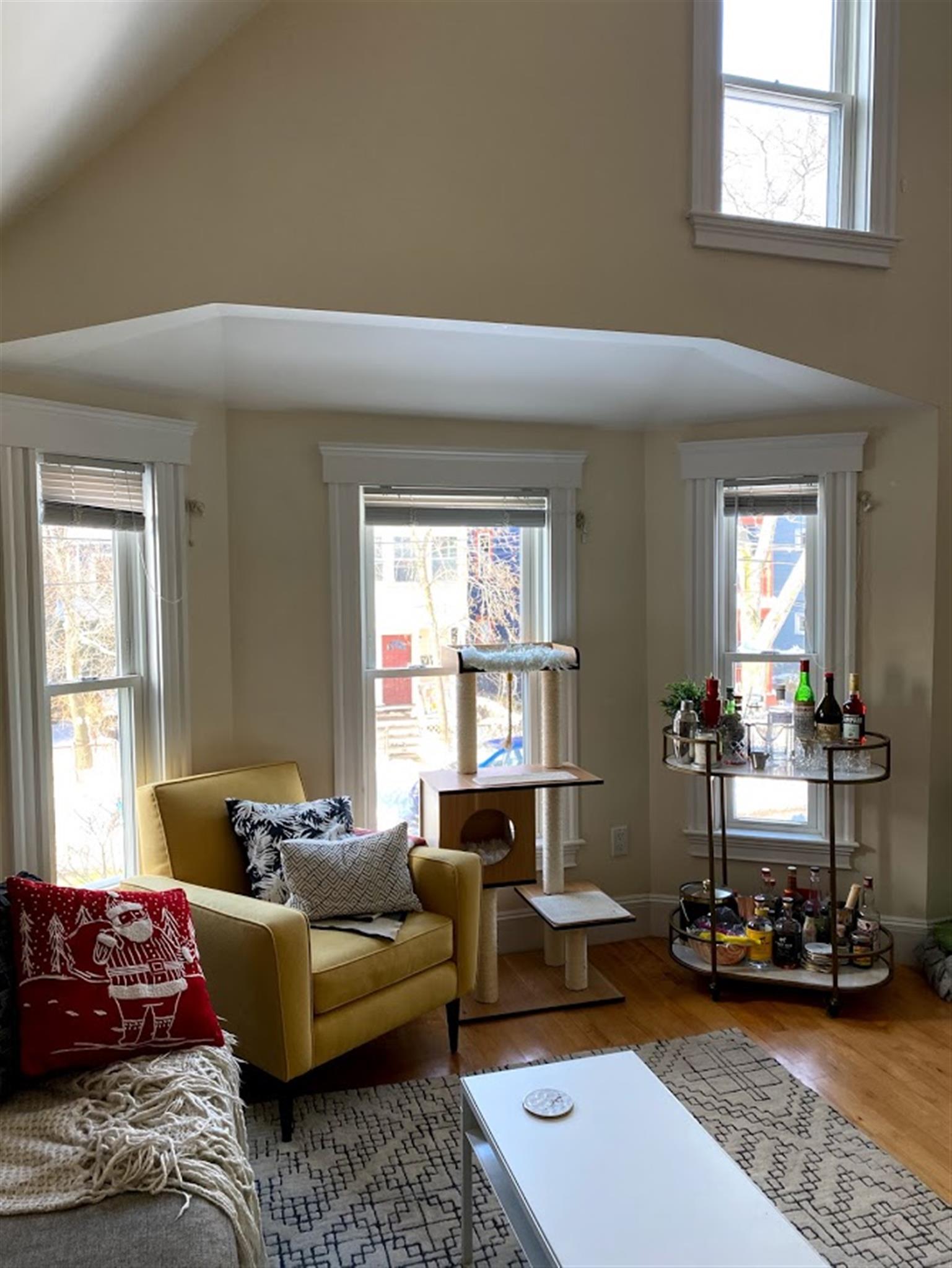 2 bed, 1 bath apartment for rent at 20 Cameron Ave Unit 2, North Cambridge — photo 3 of 14