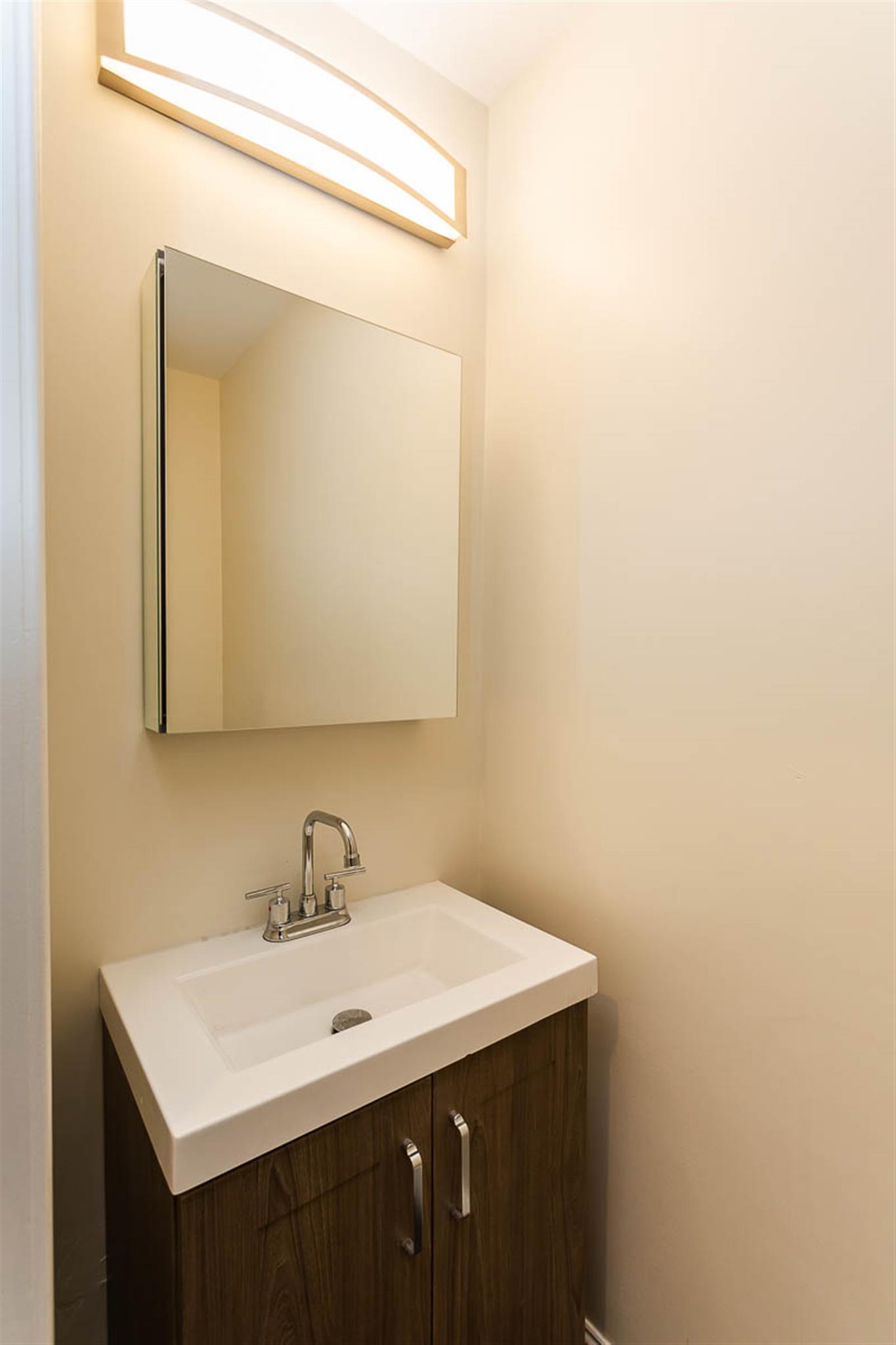 5 bed, 4+ bath apartment for rent at 476 Fulton St Unit 1A, Medford — photo 29 of 29