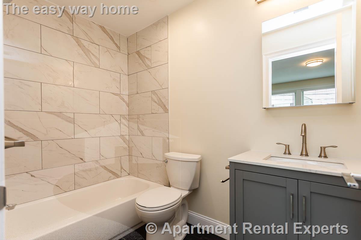 478 Fulton St, Medford Square