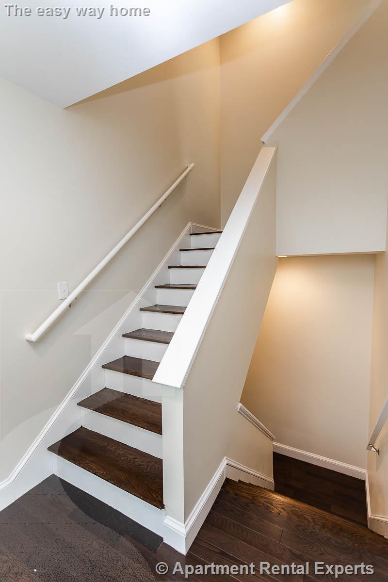 478 Fulton St, Medford Square