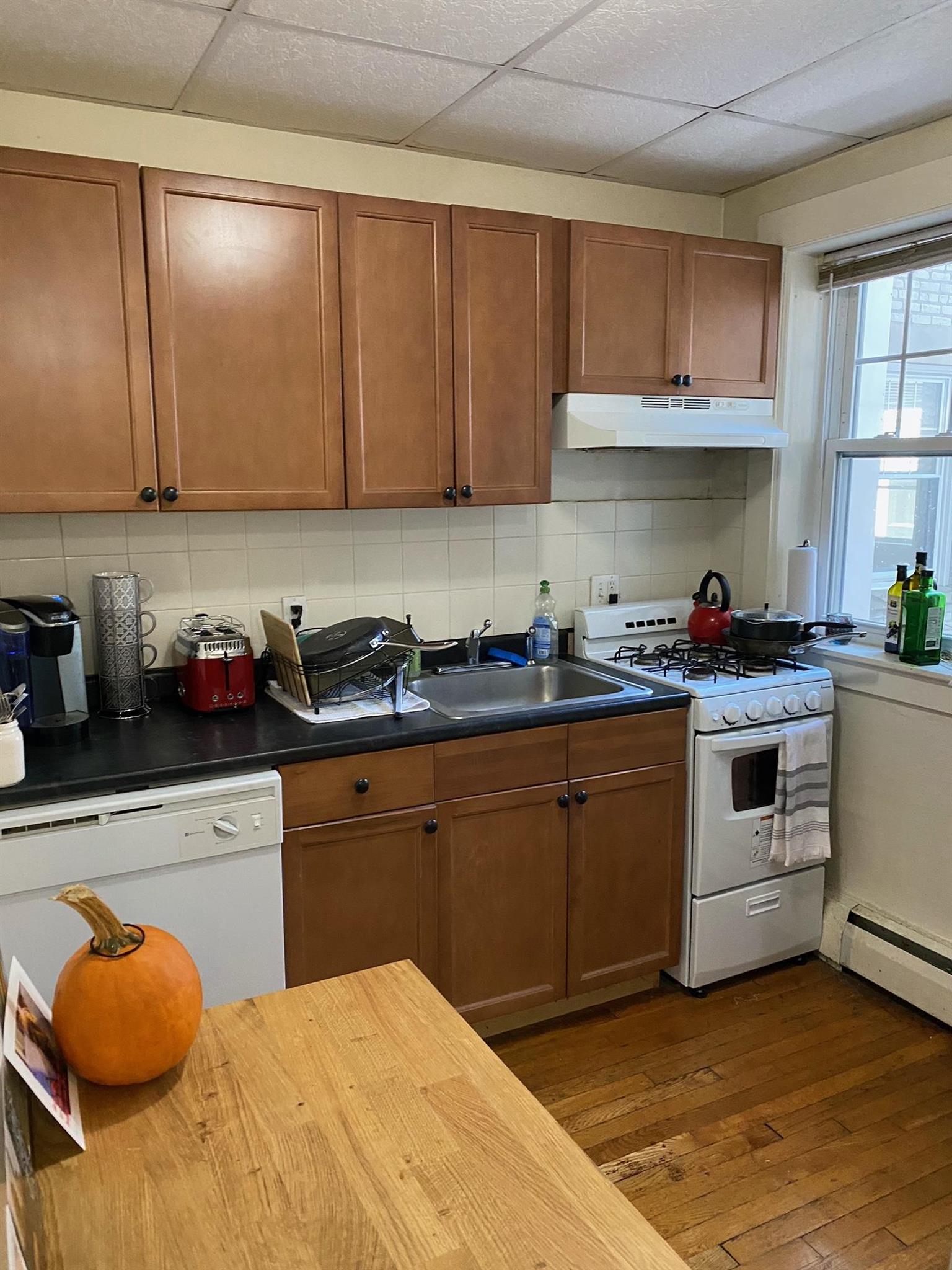 1 bed, 1 bath apartment for rent at 36 College Ave Unit 23, Davis Square — photo 19 of 19