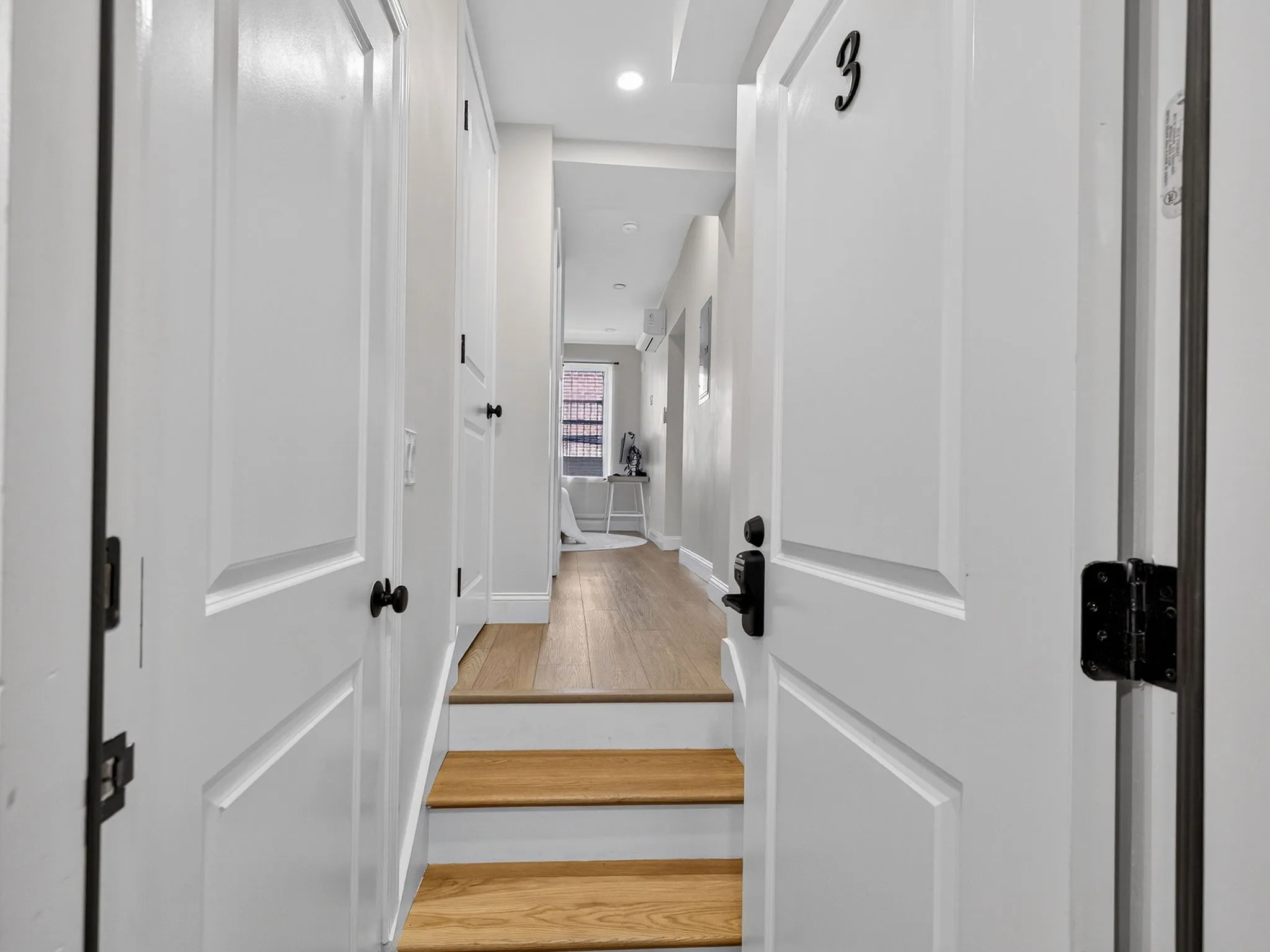 176 Salem St, North End