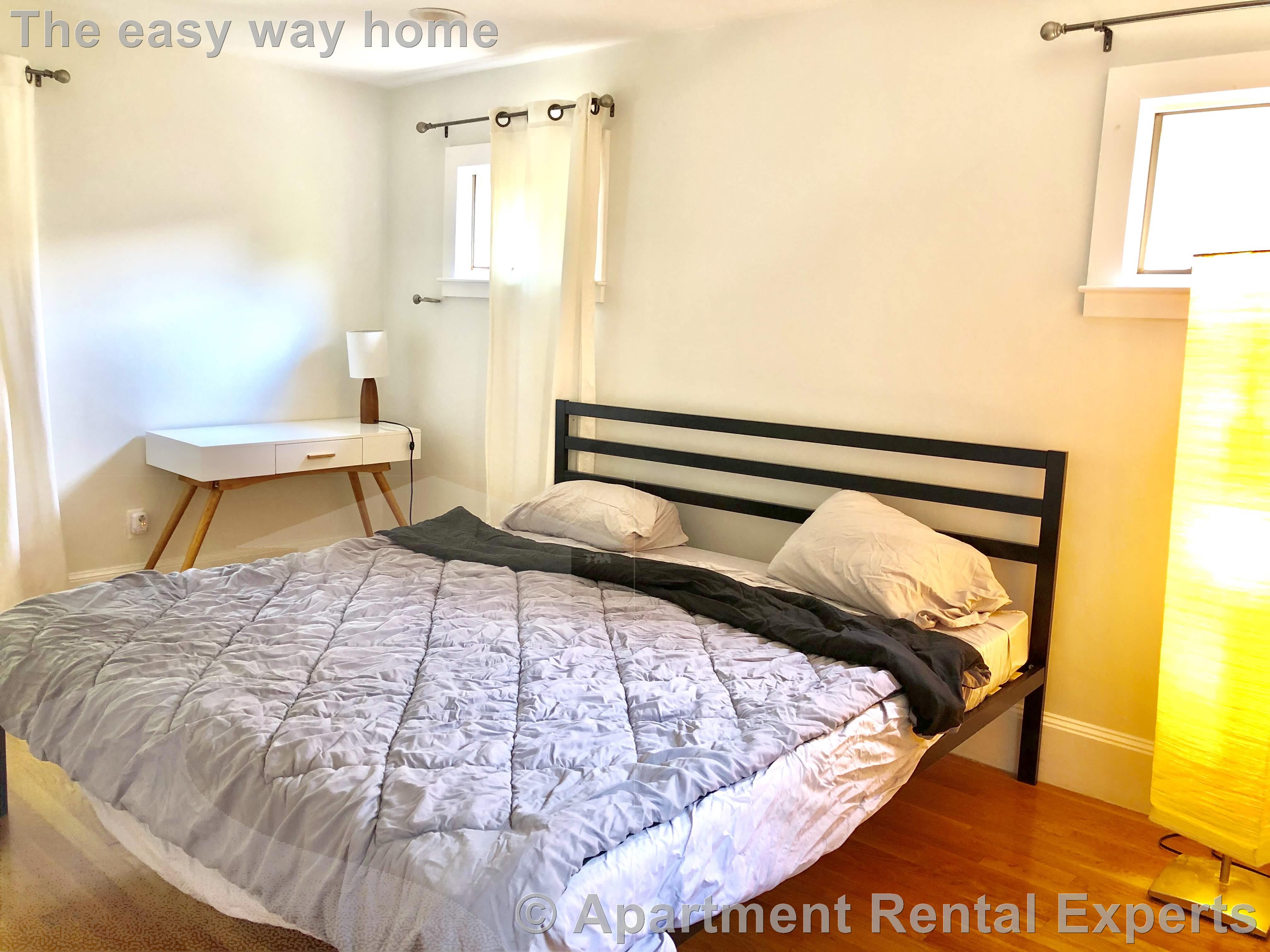 218 Harvard St, Central Square