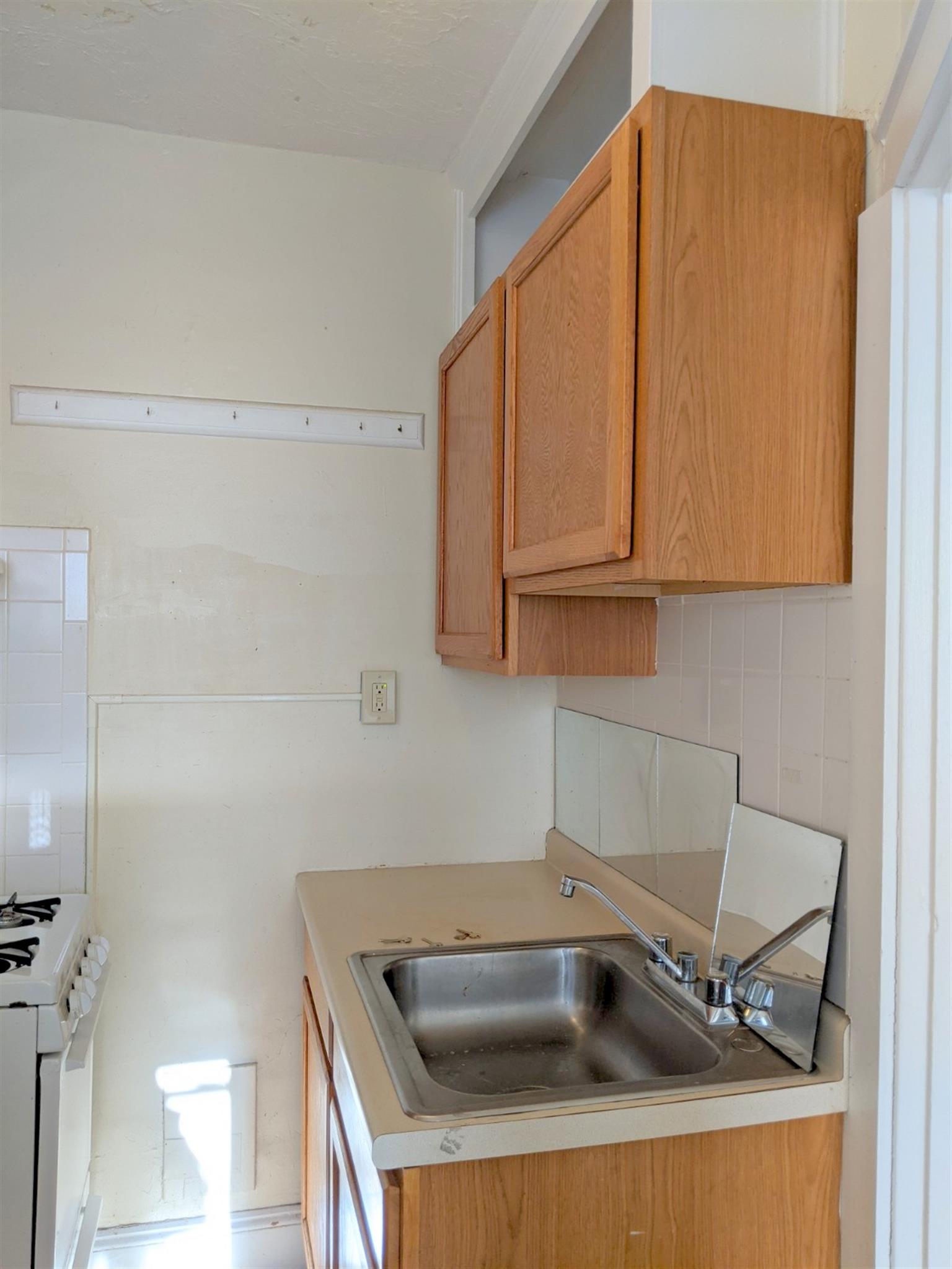 Studio bed, 1 bath apartment for rent at 4 Cogswell Ave Unit 27, Porter Square — photo 16 of 18