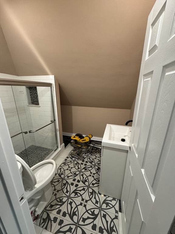 117 Thorndike St, Coolidge Corner