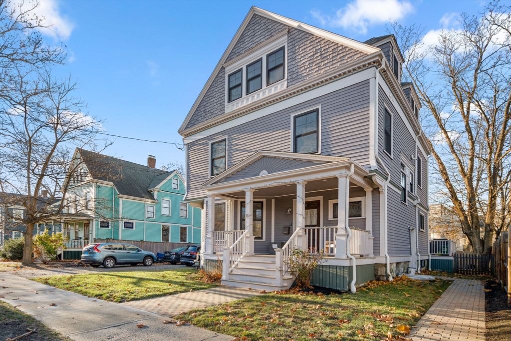 18 Wyman St, East Arlington