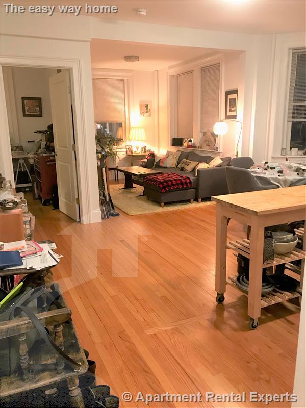 170 Maple St, Malden Center