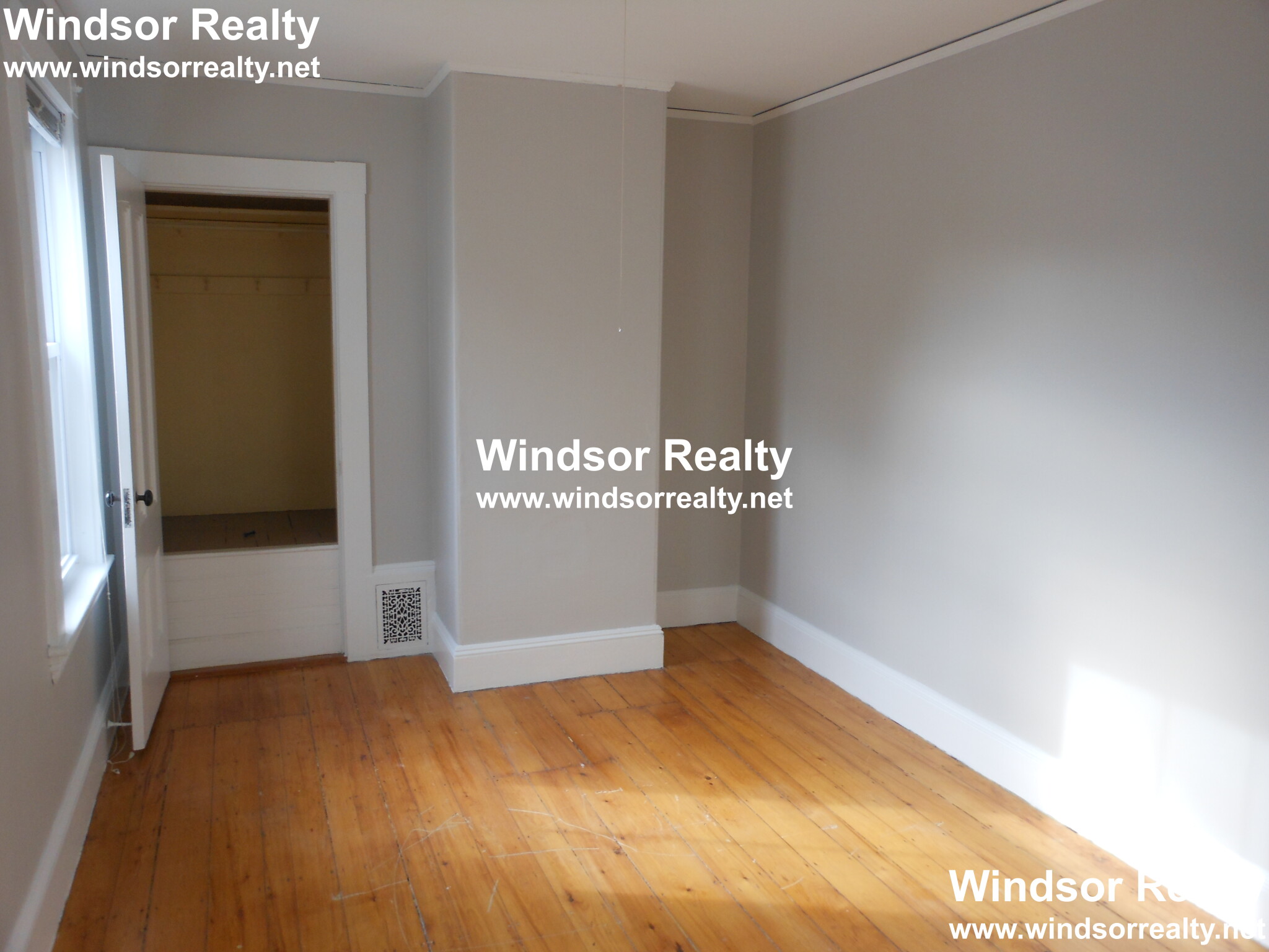 78 Charlesbank Rd, Newton Corner