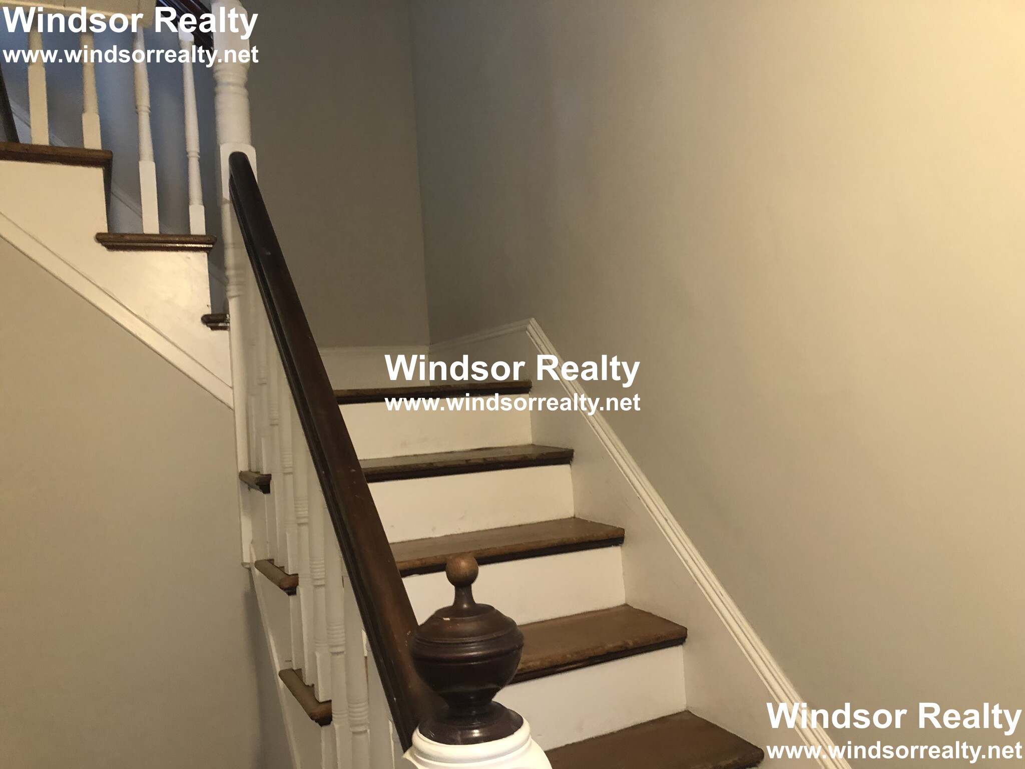 78 Charlesbank Rd, Newton Corner