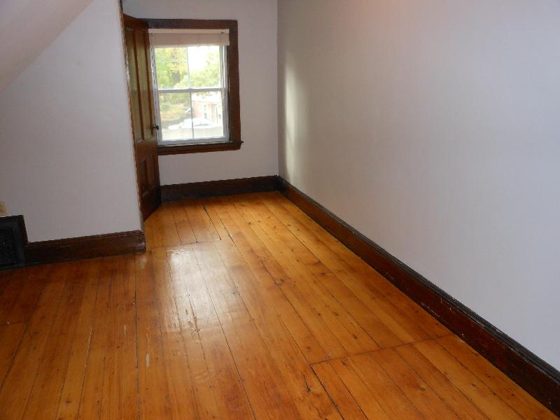 78 Charlesbank Rd, Newton Corner