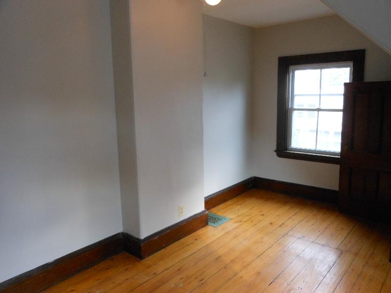 78 Charlesbank Rd, Newton Corner